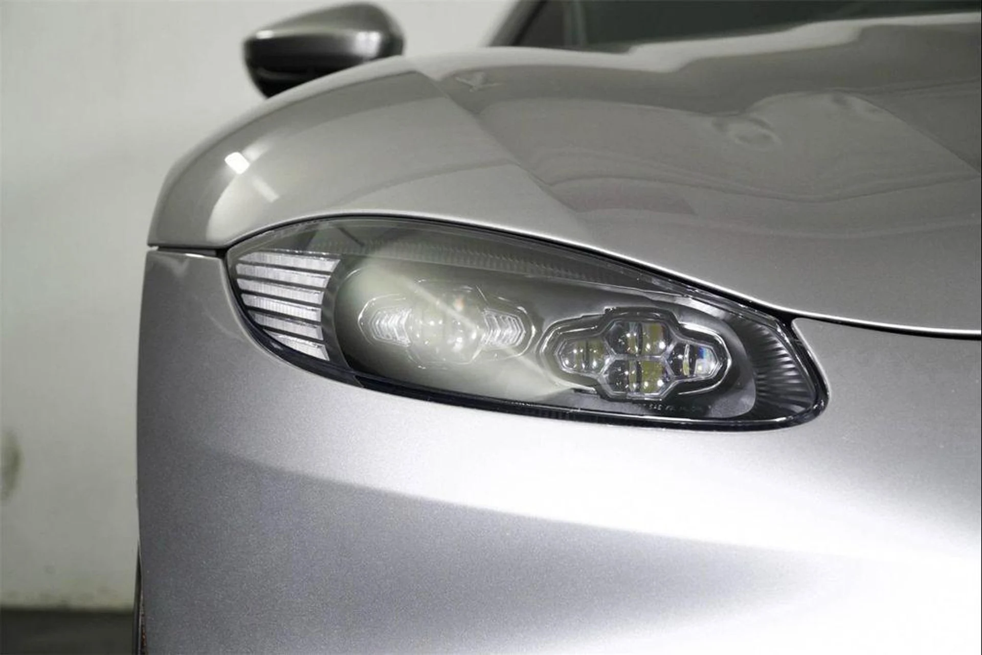 mph014_539725610_Qbn_Zs_K_Ru_H7_Kmk8u_Zhu0_D0_L_Ci_FI_38c7224ca1