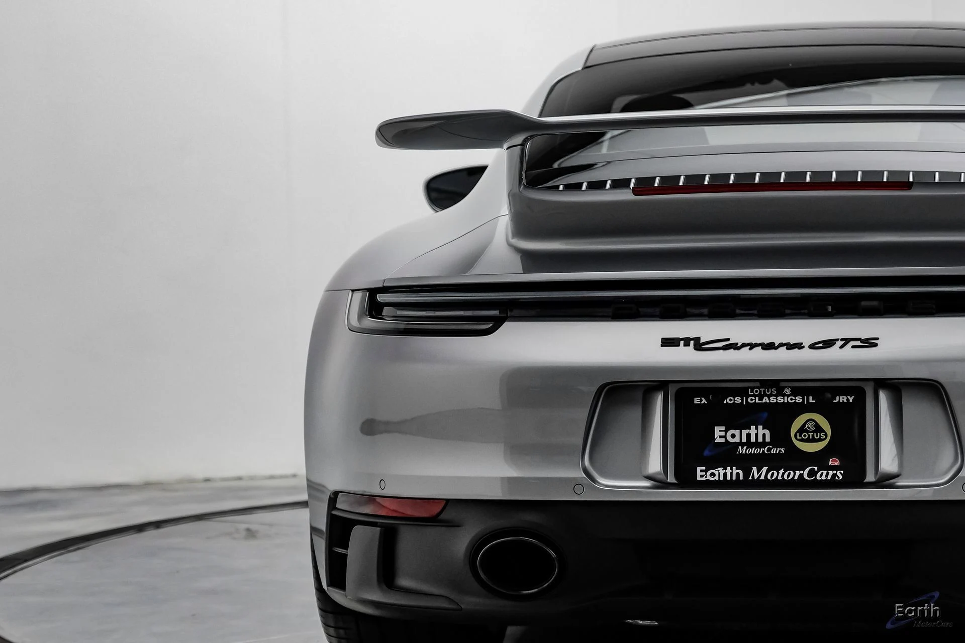 mph014_549587832_8d2bb72f9d2a1407aaa5d567f91b1190x_2ed4603cb9