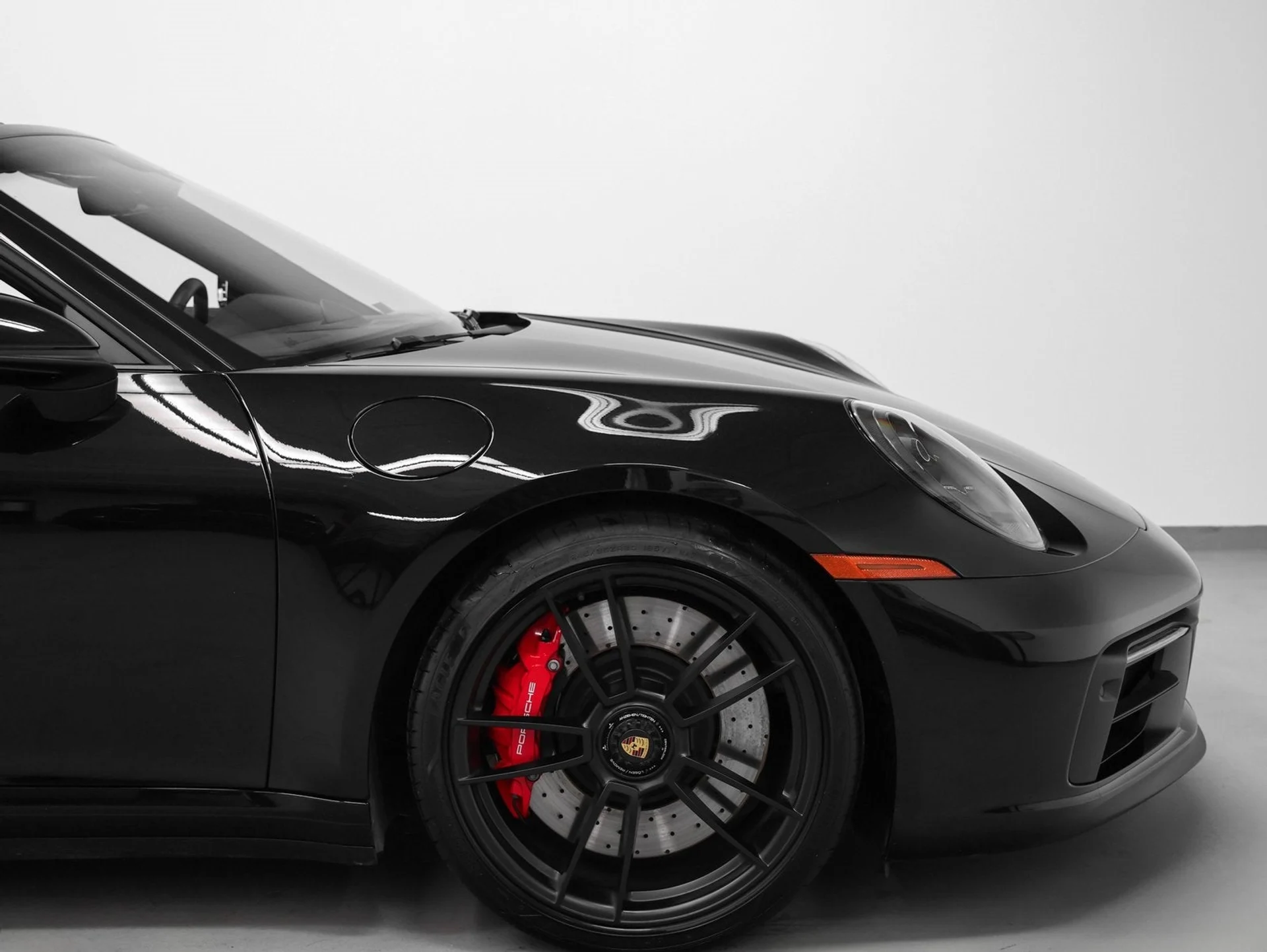 mph014_552223542_15_7868a07ba3