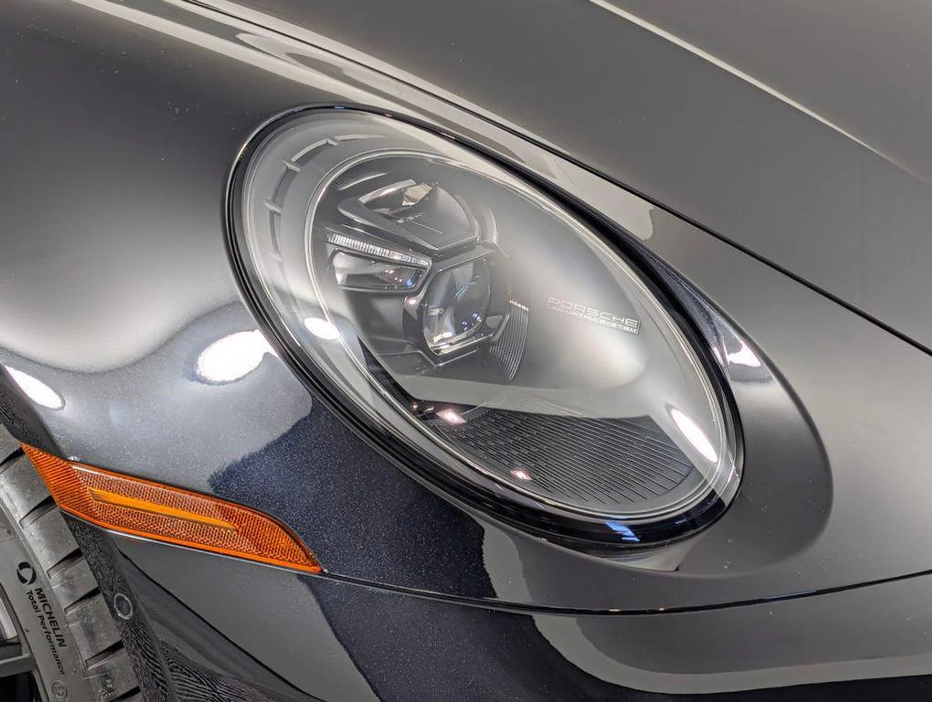 mph014_557565405_2_P_Iq5_J_Fl_Jbra_HEO_Ia7_F_i5_FQ_66o_a7910d24e5