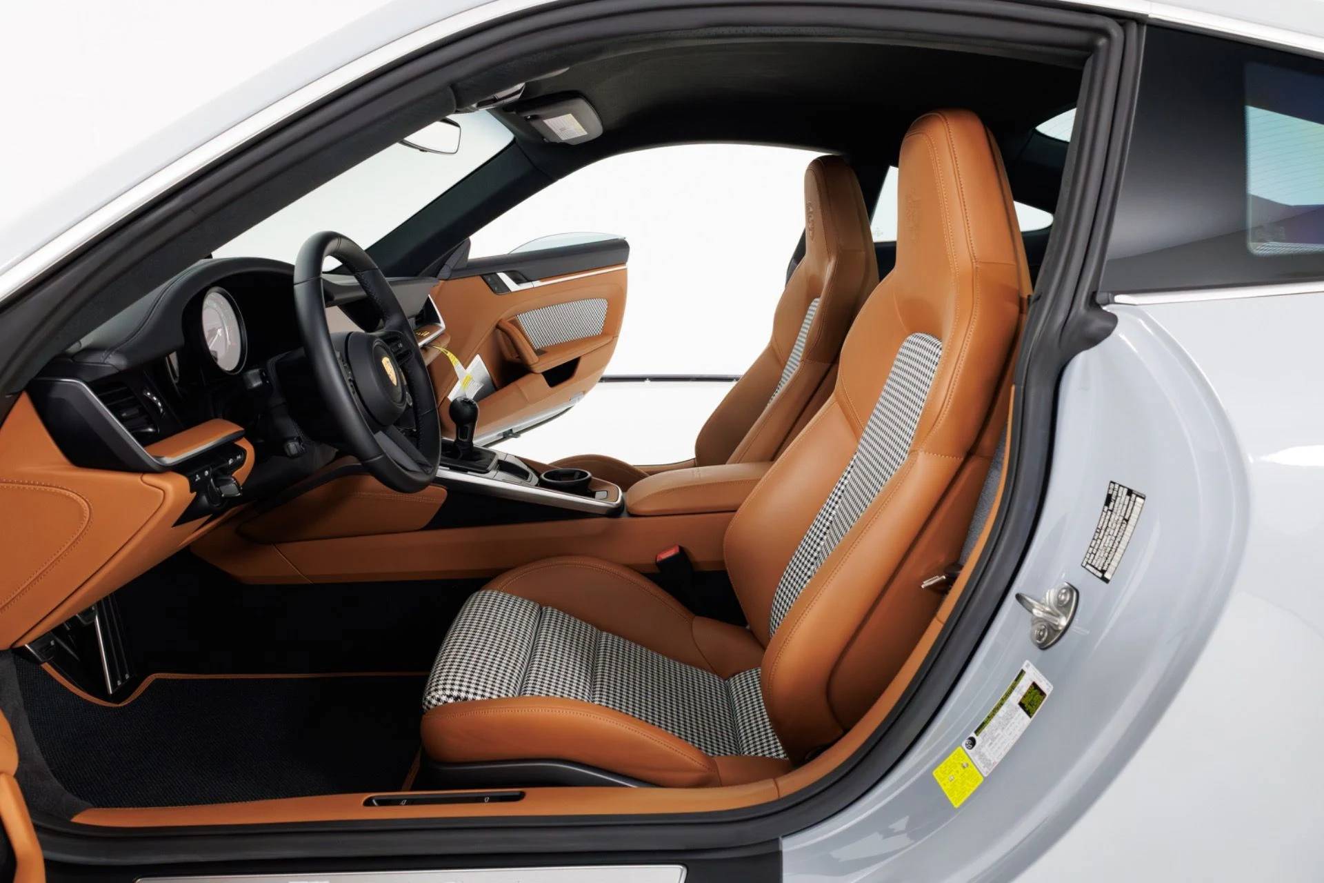 mph014_558807947_Used_2023_Porsche_911_Sport_Classic_1775497635_e6bf79b4e9