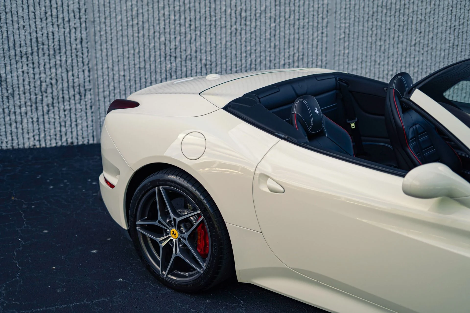 mph014_55892746_Used_2017_Ferrari_California_T_251_K_MSRP_Special_Handling_Pack_Daytona_Seats_Powertrain_Warranty_1779481555_8e5c83015b