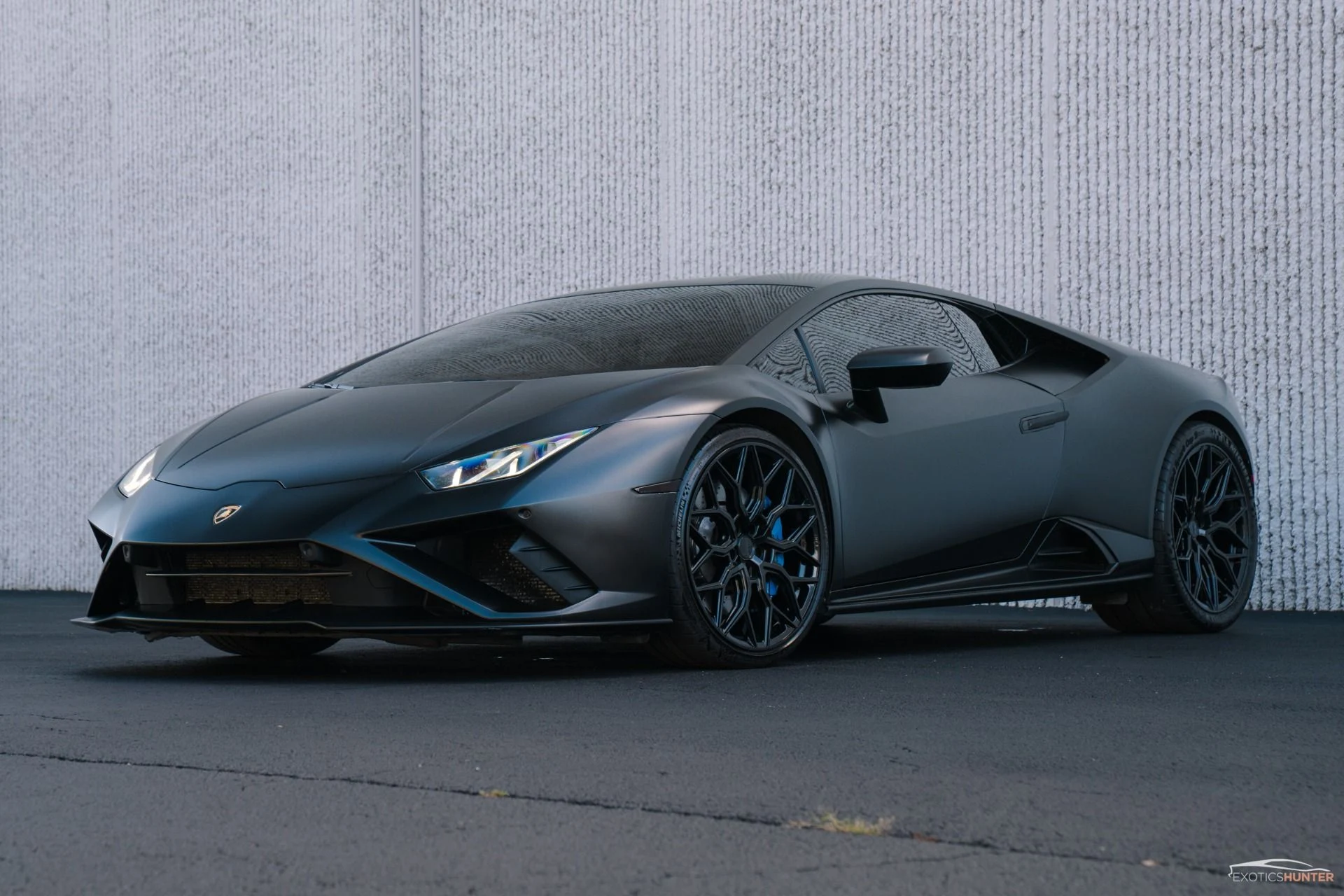 mph014_559164142_Used_2020_Lamborghini_Huracan_EVO_in_Nero_Helena_w_FULL_Stealth_PPF_Blue_Interior_Vossen_Wheels_1743710386_30edfbe754
