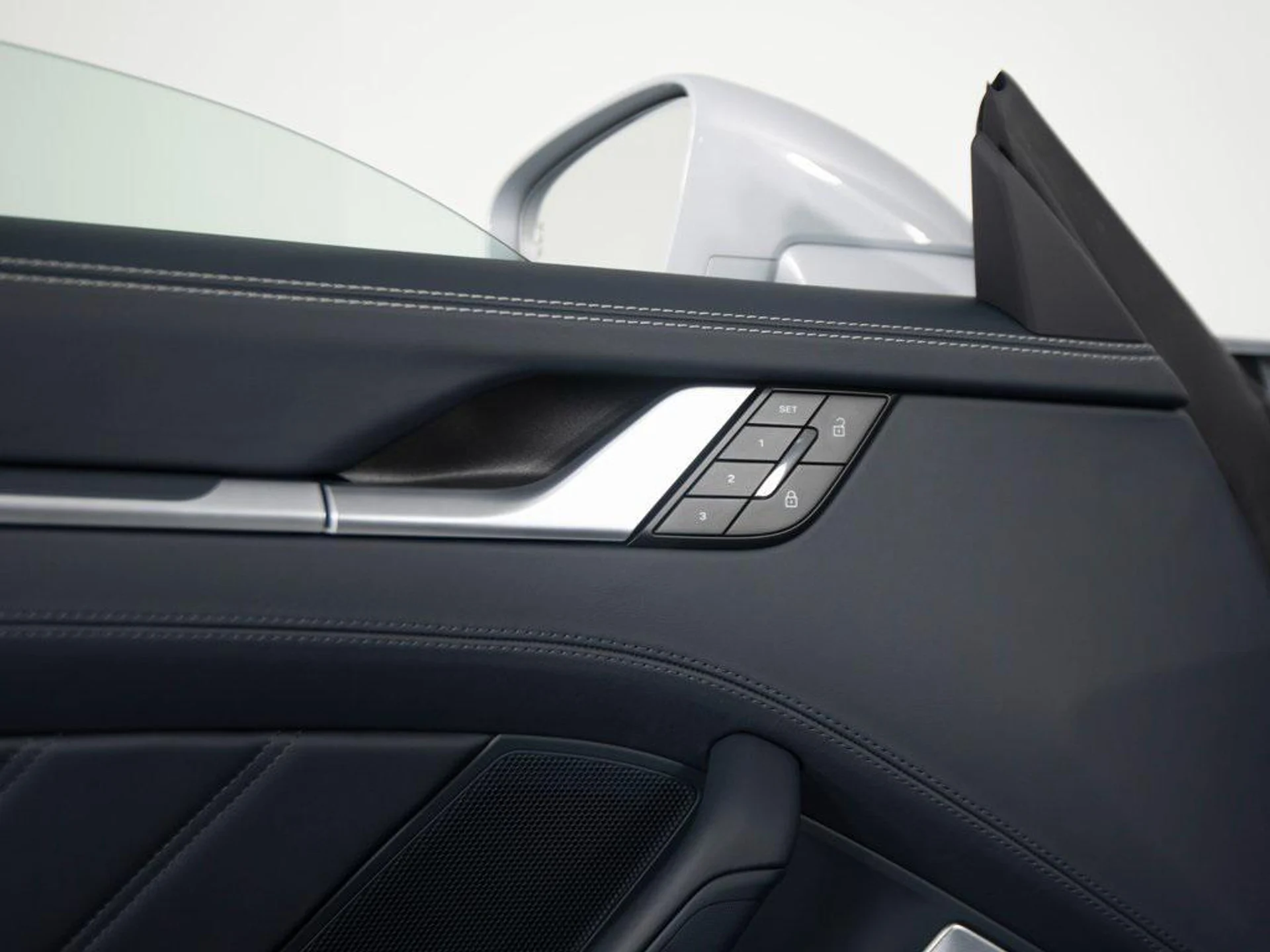 mph014_561999986_M2o_J_Ng_JT_Xuh_Iri1jg_QC_Wubil_Pk8_7ca15b23a6