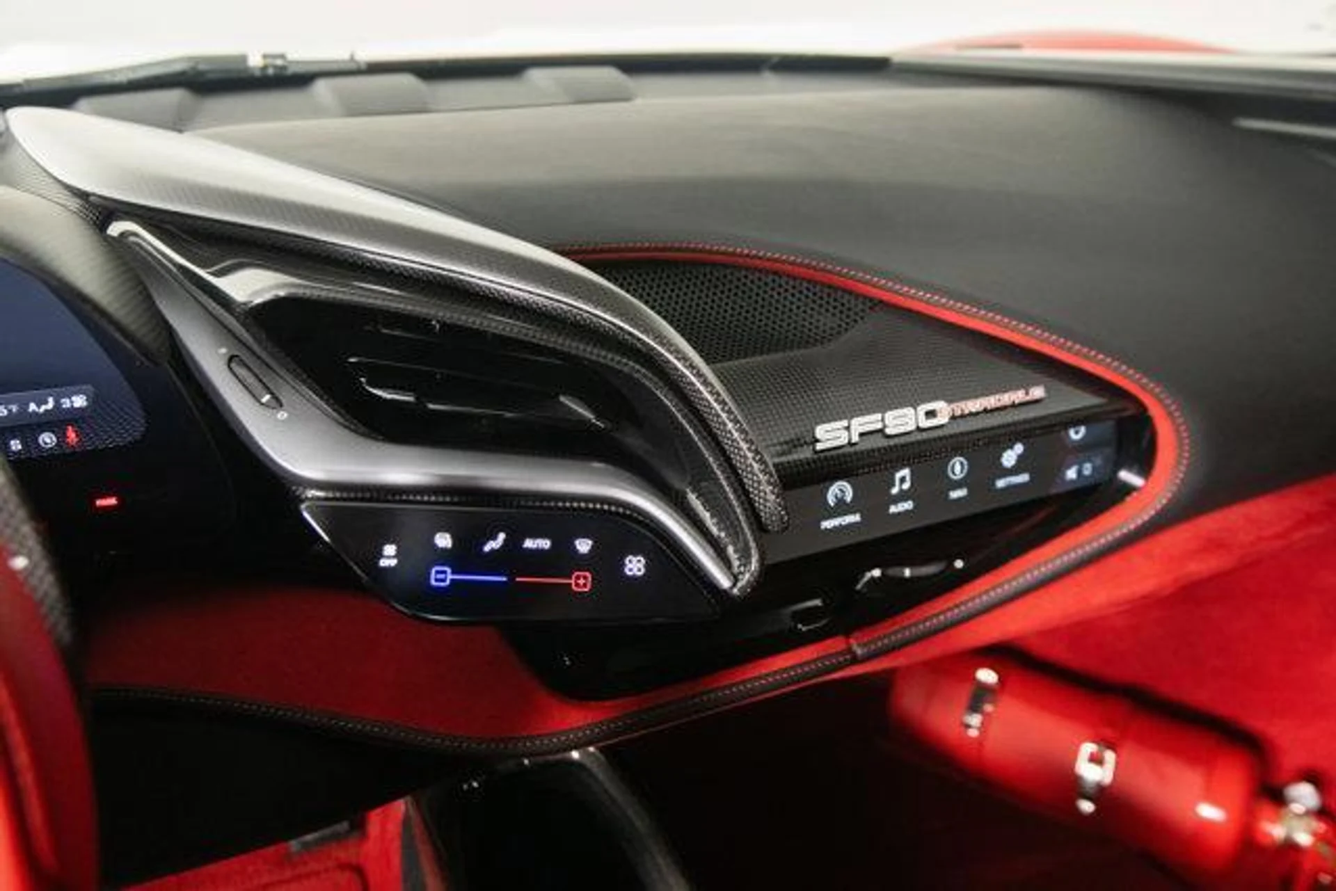 mph014_564209856_2p_I2_BT_Qrvv_Ko_Itkc_Jxbb1mo_Rg_M_1b0f7eede7