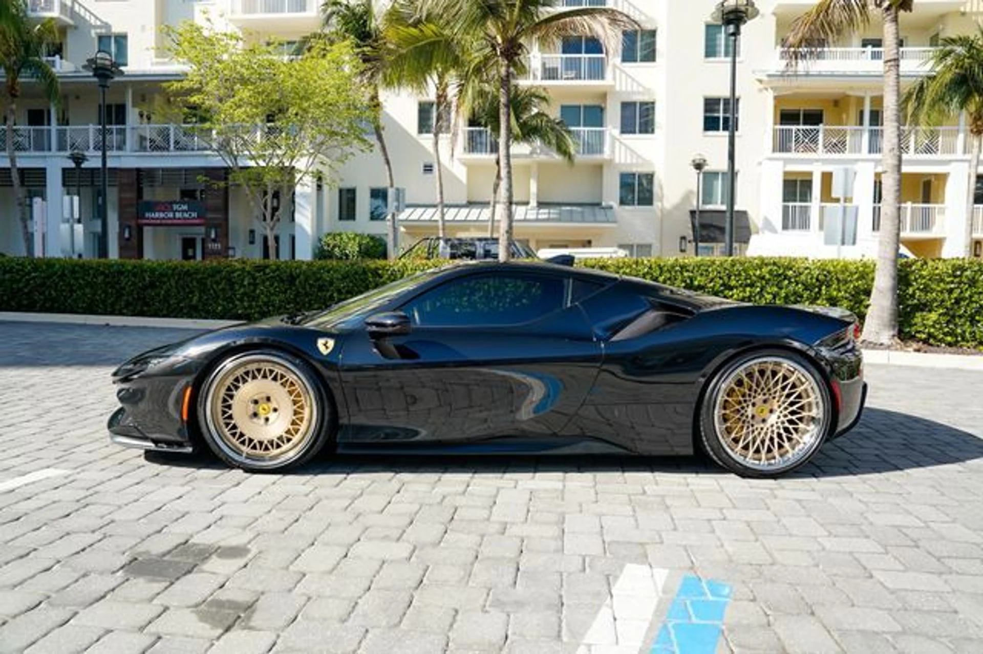 mph014_567652399_22998025_15_11511a1e4b