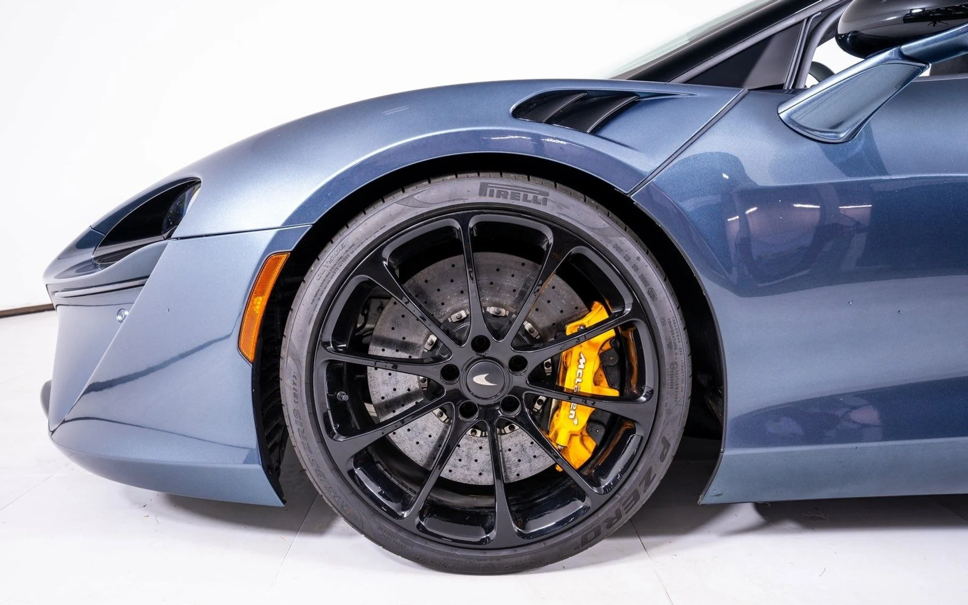 mph014_571766962_e97aeb171989e9f603211701deb27932x_54ee32c417