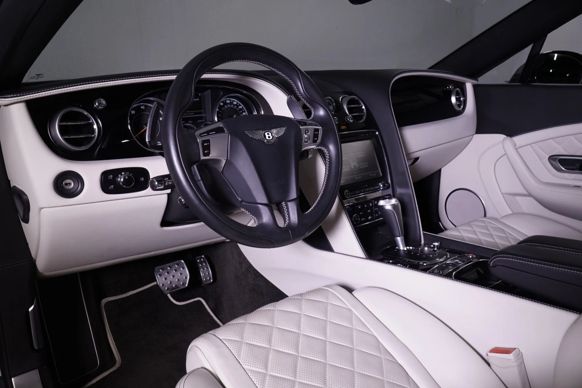 mph014_572089148_Used_2016_Bentley_Continental_GT_V8_S_1762279625_bfa7bd9a78