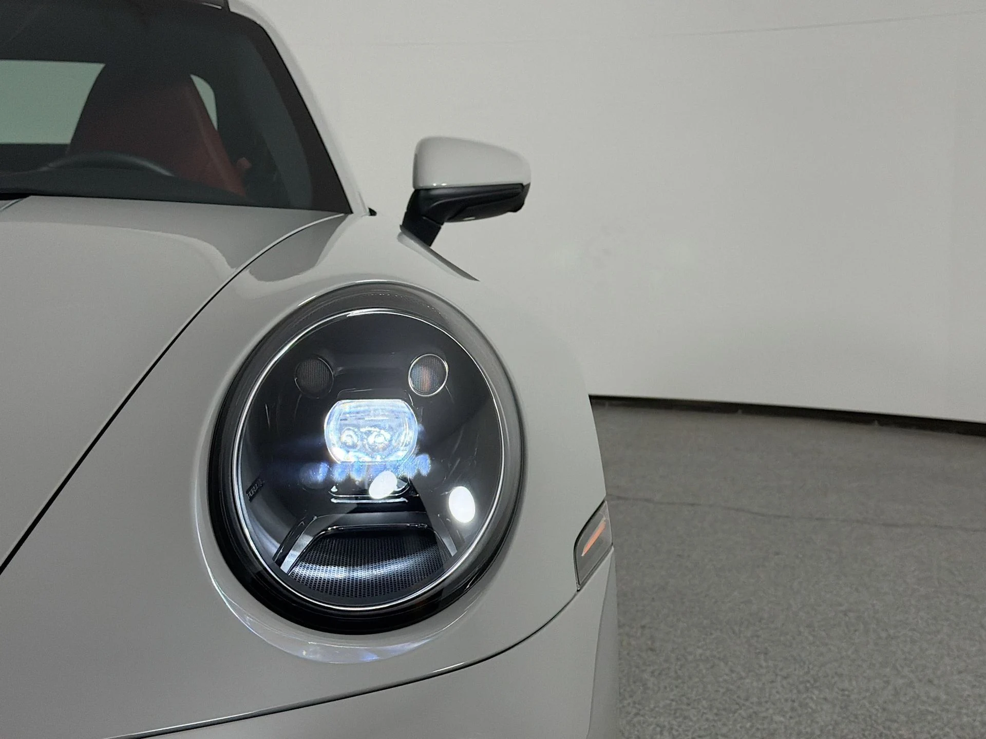 mph014_572248867_a1e66a5c0476b2655573b10de50dca99_0f724d74f0