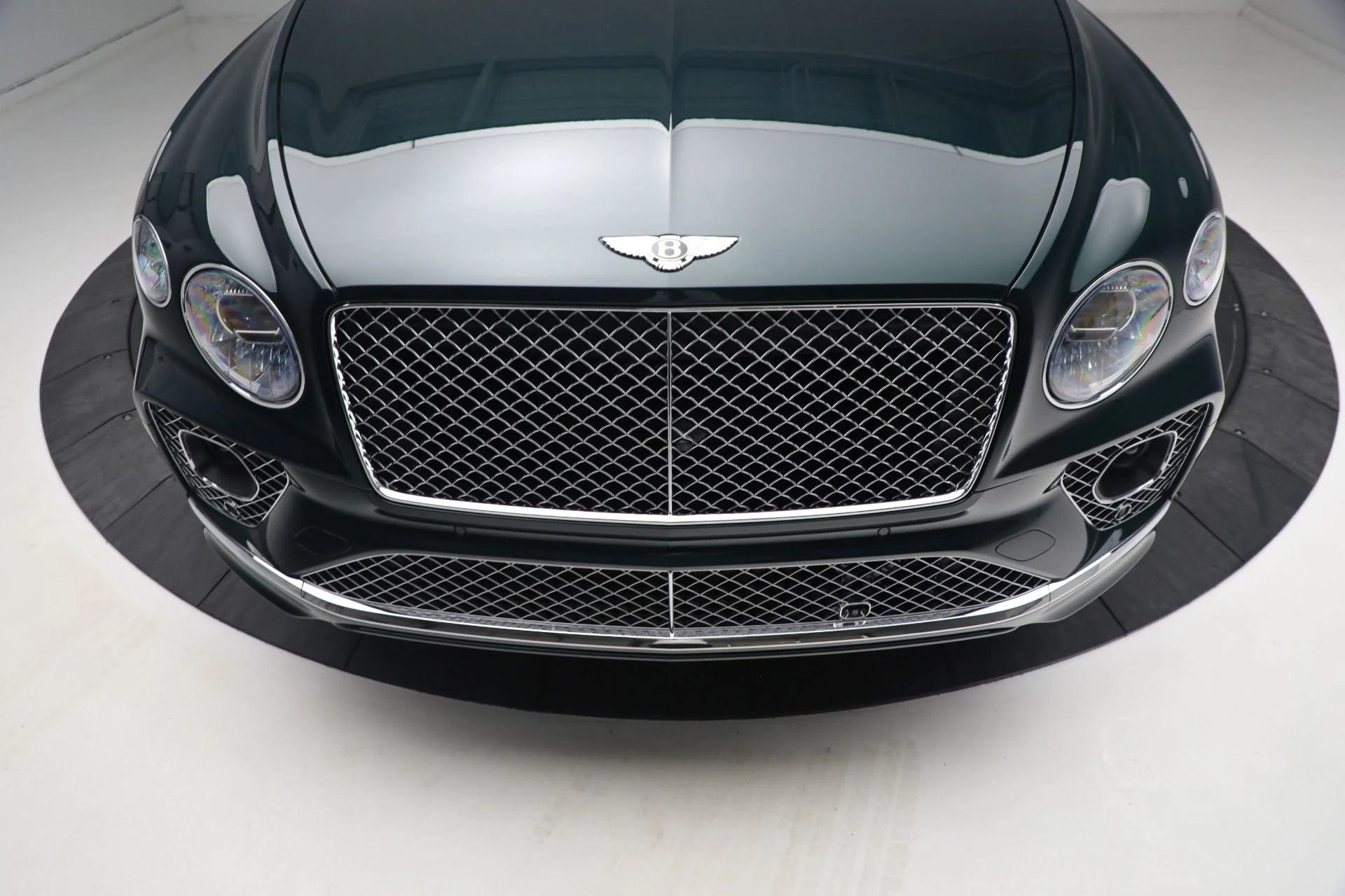 mph014_575886966_Used_2023_Bentley_Bentayga_Azure_Hybrid_8d1bceb891