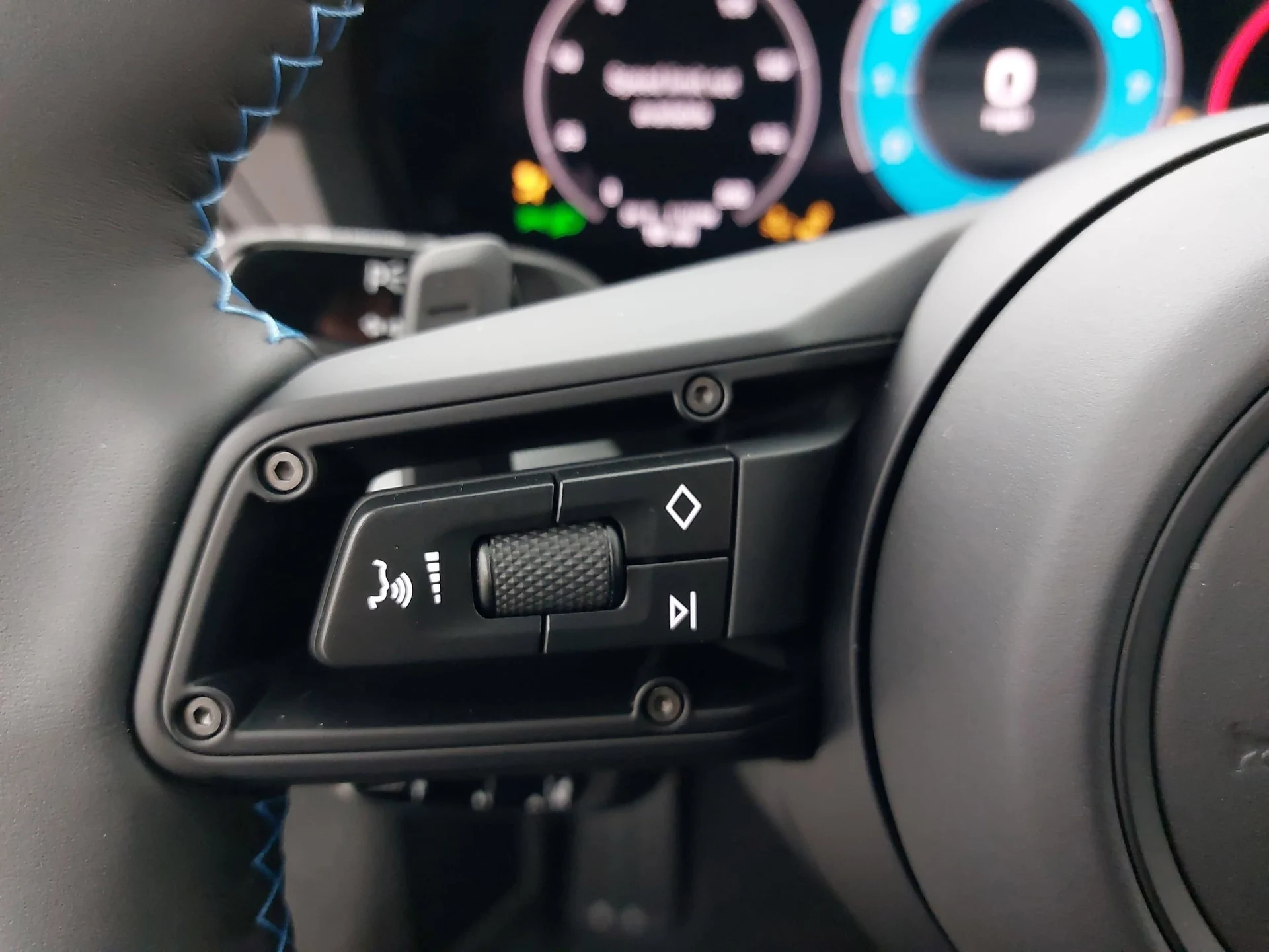 mph014_578280067_2d408f8a766e486156d189bf812dd15ex_d9406e93d2