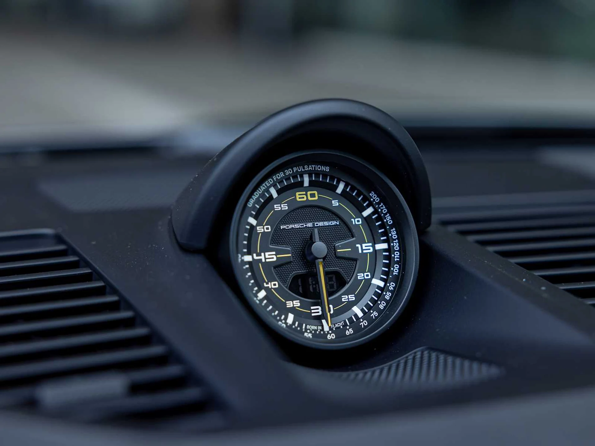 mph014_58355530_89582b20c68c6e53cdc7bf169bb1039ax_2591ed1608