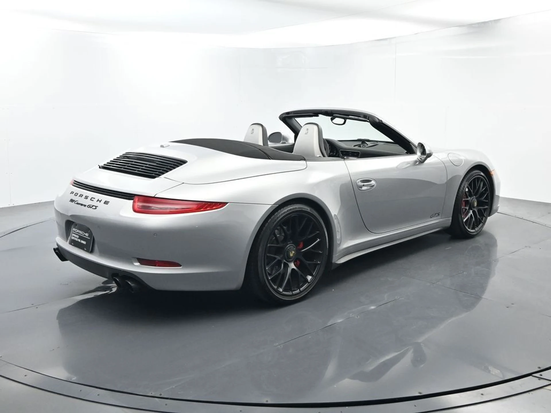 mph014_583824869_60ba70173ae2a01768f4a26fac28b089_bc564496da