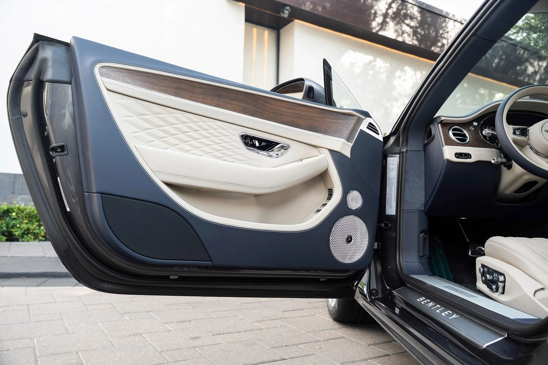 mph014_586093643_470961999_692009b7af5727c8024d81fc_6ba199a096