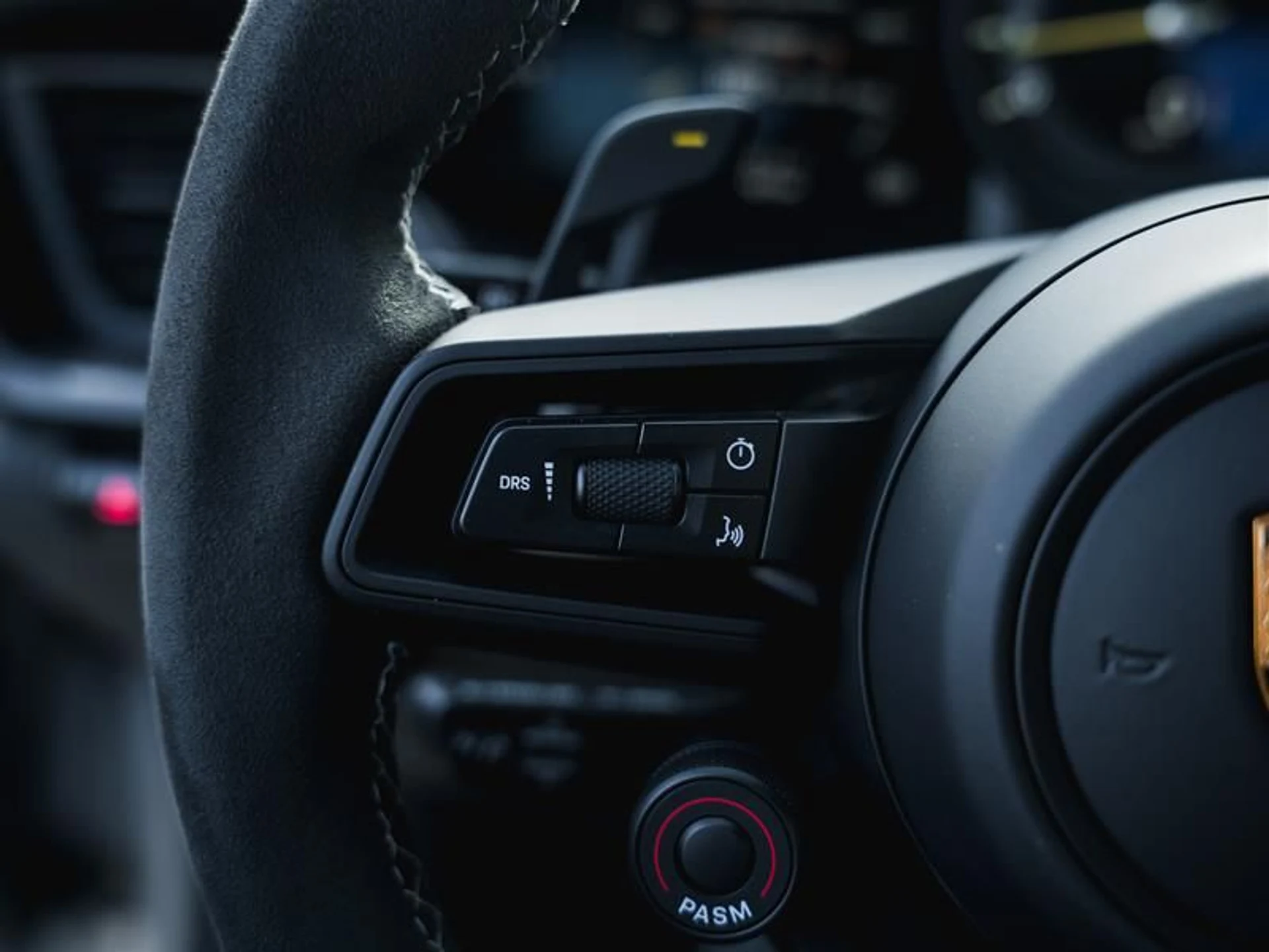 mph014_59243219_l45g4y5y_f9e8ce8a01