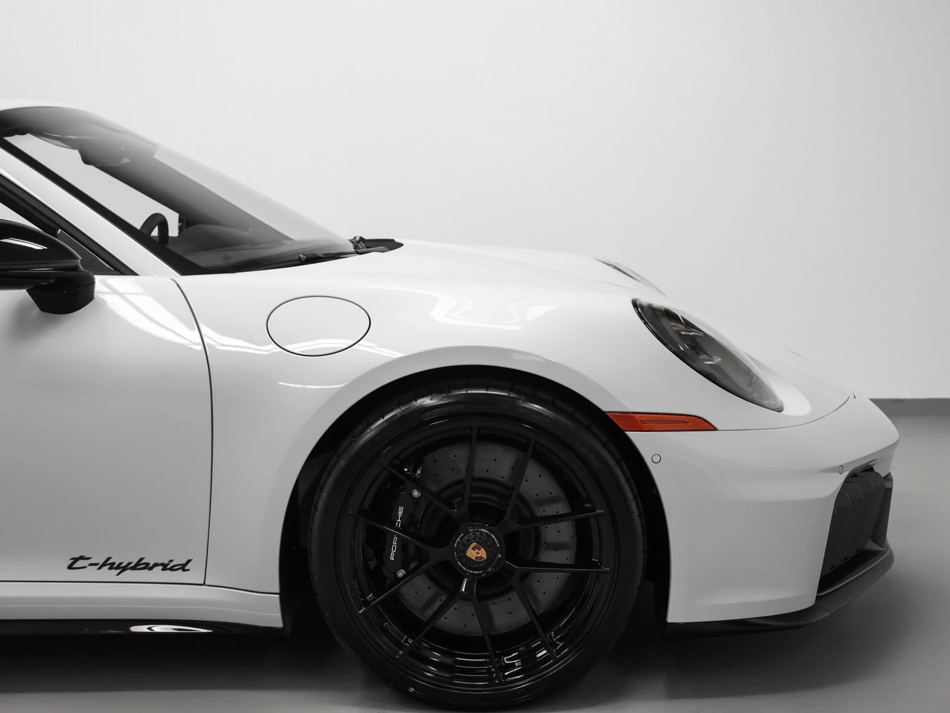 mph014_594477555_15_294aaa4f68