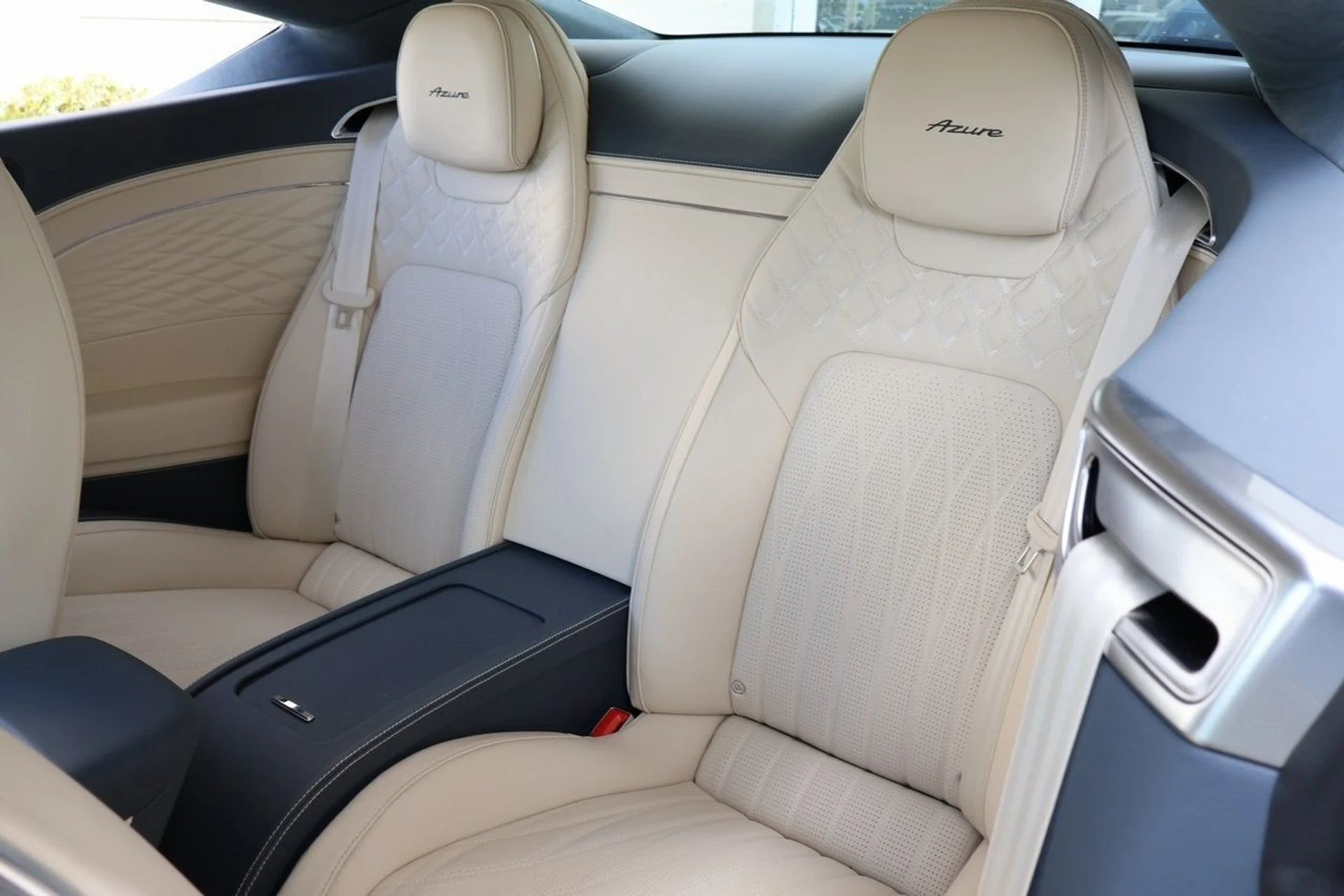 mph014_597747581_15_2f348ca217