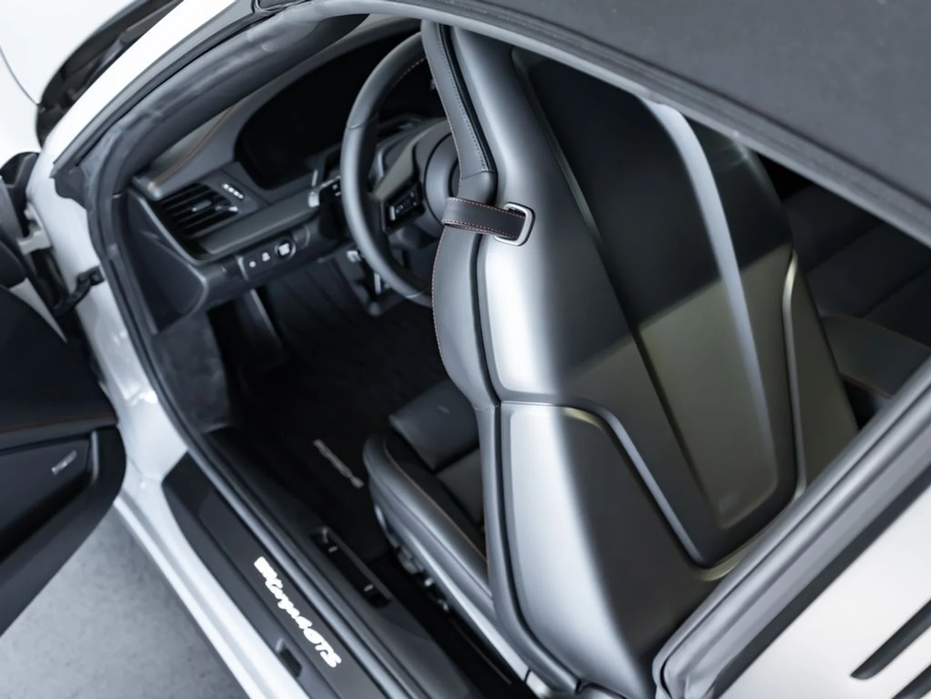 mph014_604766669_d195188258577c744d262d2bd96103db_5a89b19068