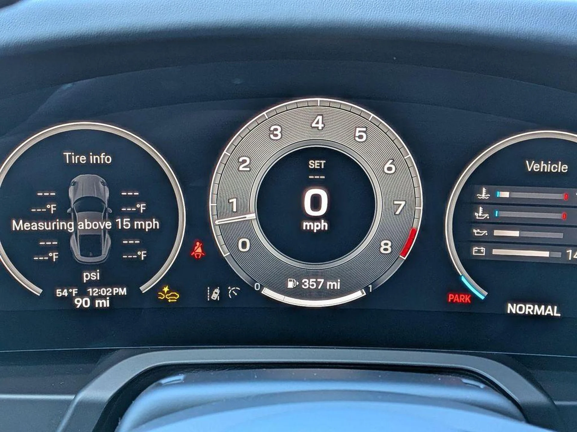 mph014_606242346_KM_Oj6ea_Yz_R4q_Zq_X_Sd25_N7ak_GM_a649e9bd34