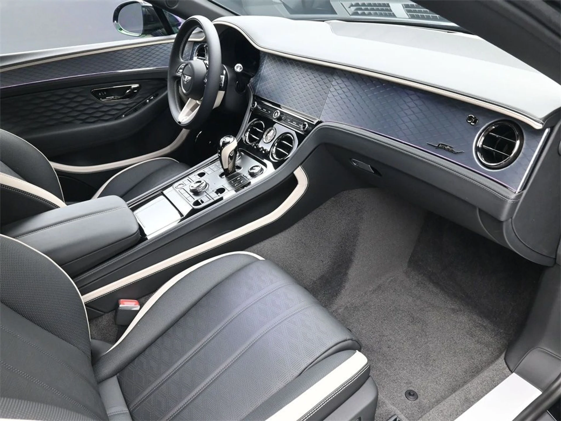 mph014_61410900_5b32200f5e188ce79019fa1d6c0b6483x_44500b4d81