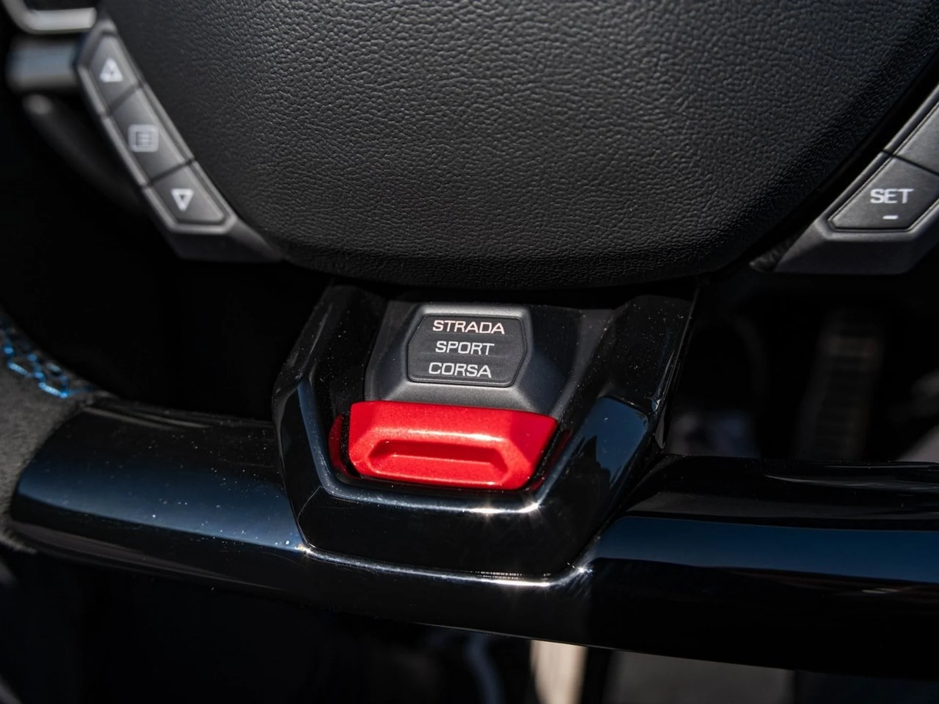 mph014_616027709_1deb80adc60c4f6715497bc4bdab4bcfx_94f2b4caeb