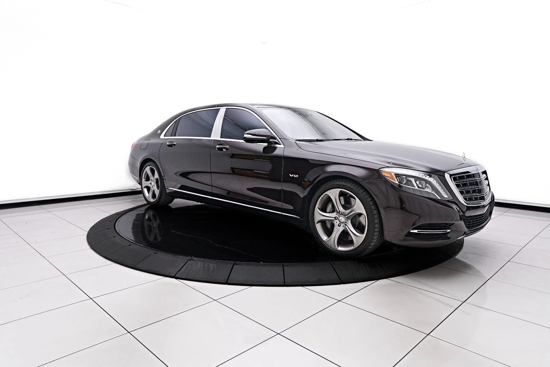 mph014_621405530_Used_2016_Mercedes_Benz_S_Class_Maybach_S_600_1758850305_51d2001252