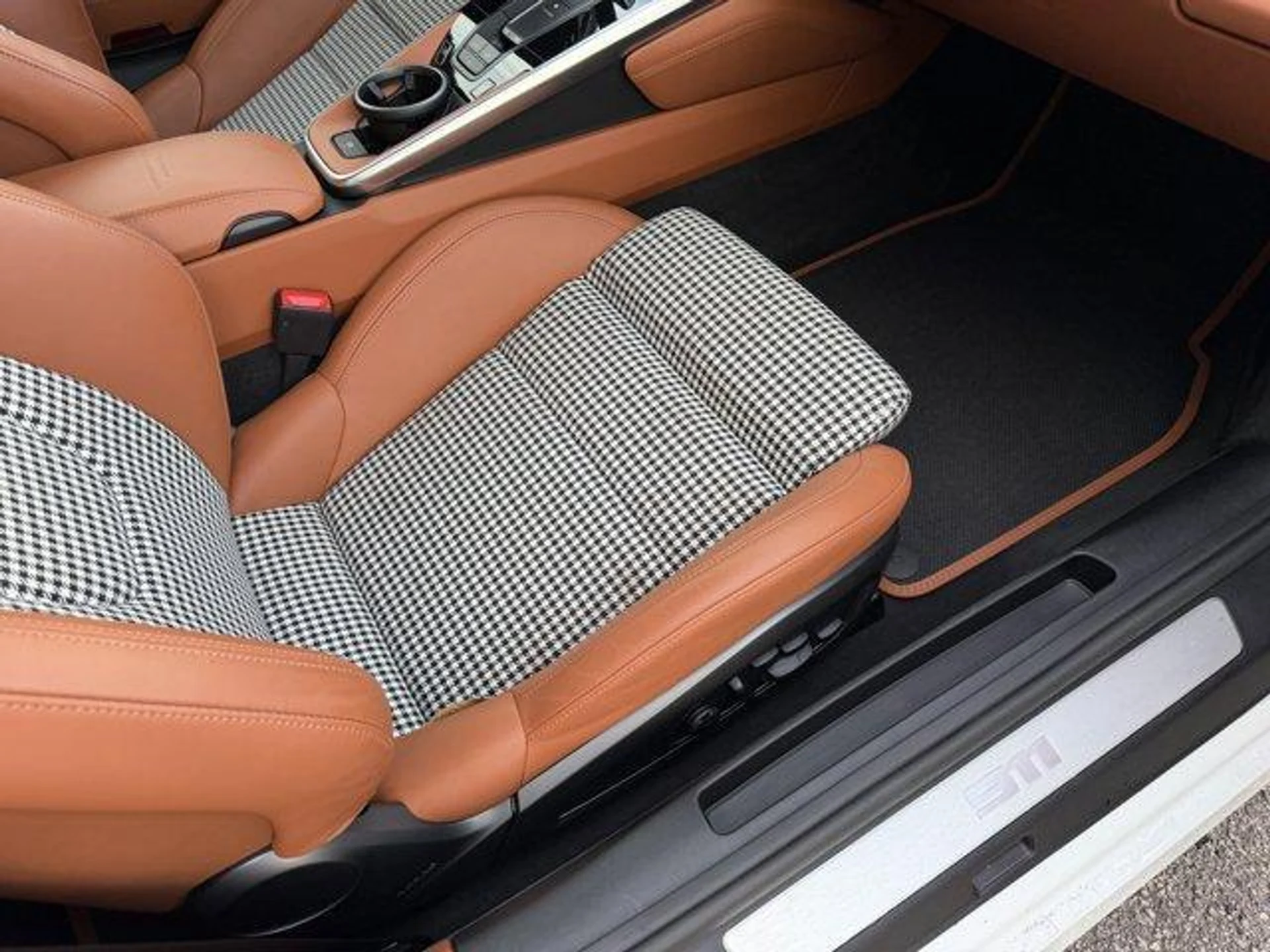 mph014_622330909_90_P0_B8_A5g_Sk_DYNG_Fv_Z2_AG_Ajf_HAM_0215aacbe4