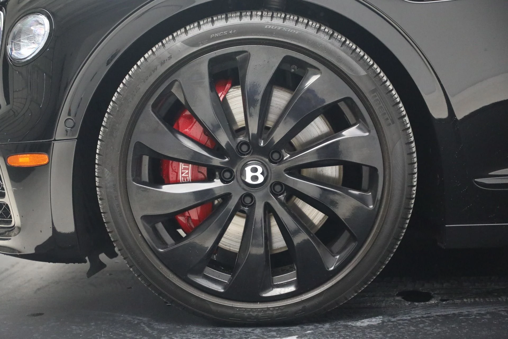 mph014_624260445_Used_2023_Bentley_Flying_Spur_V8_1770152797_62c6485a1e