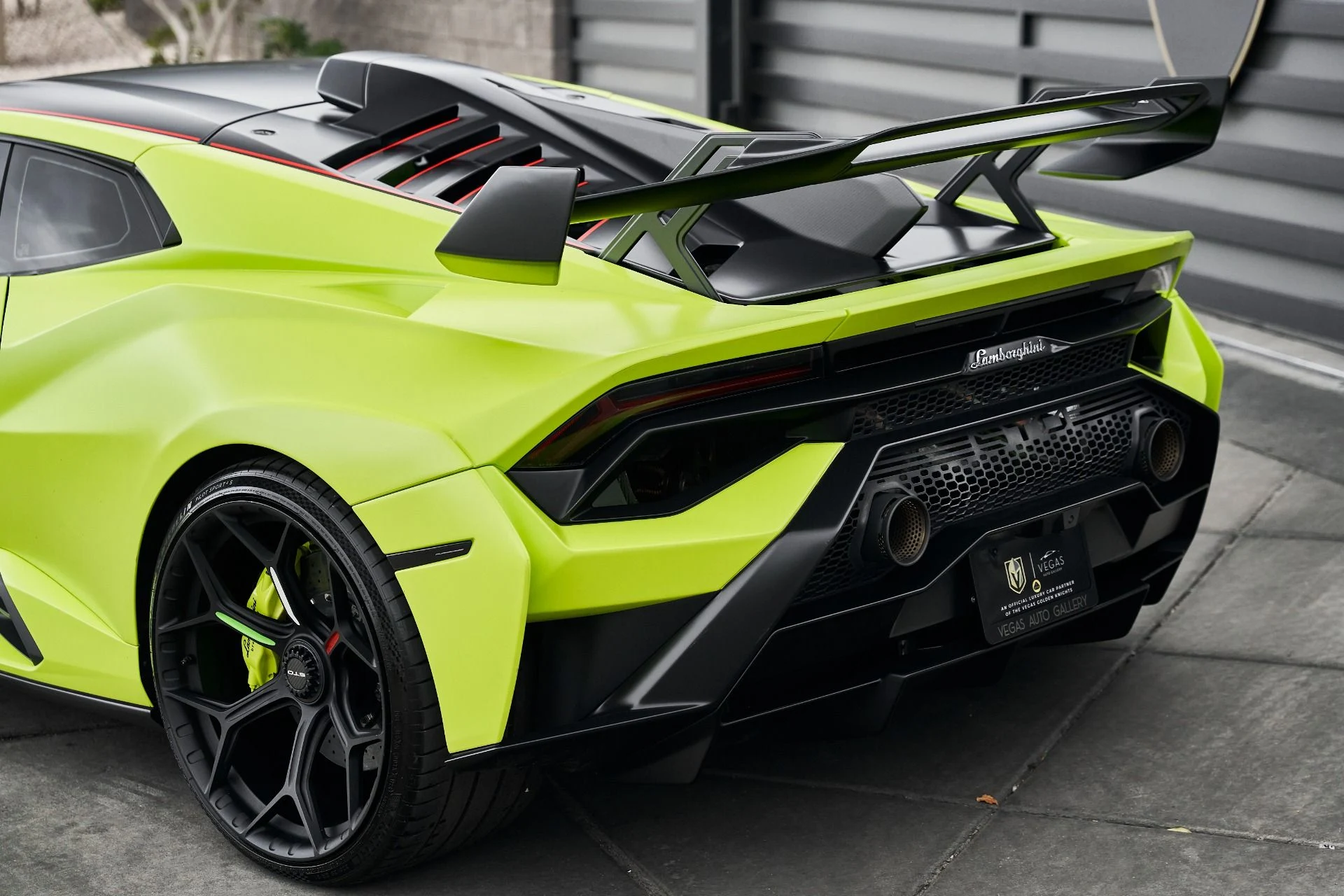 mph014_62563454_Used_2022_Lamborghini_Huracan_STO_Base_1771294560_b182474c90