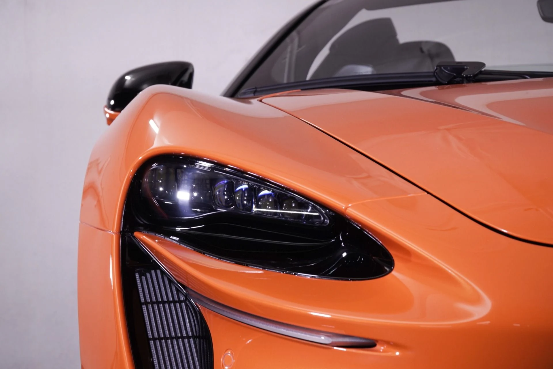 mph014_626602176_New_2026_Mc_Laren_Artura_Spider_1762628277_623000413f