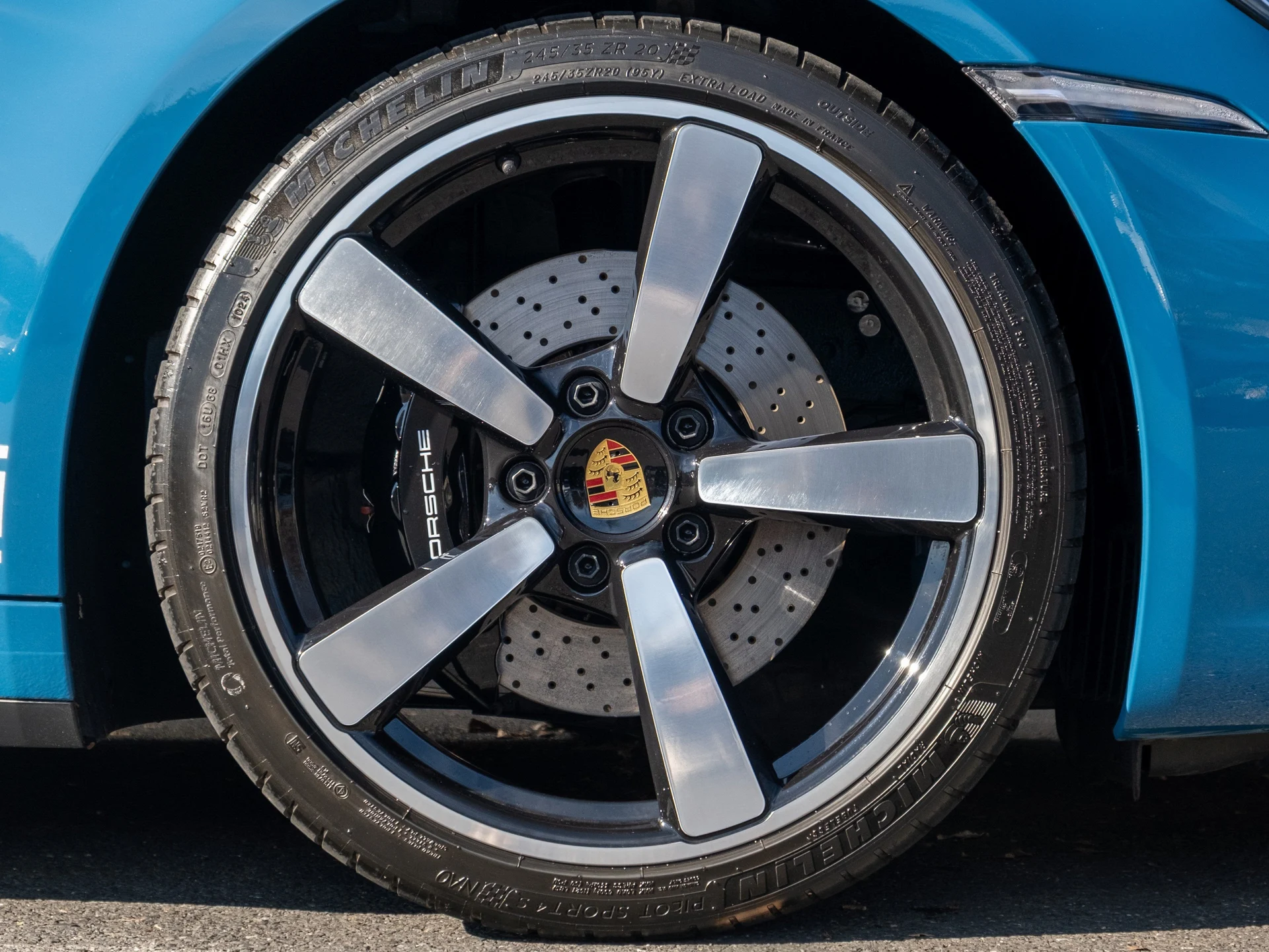 mph014_627626206_15_d837aa17a0