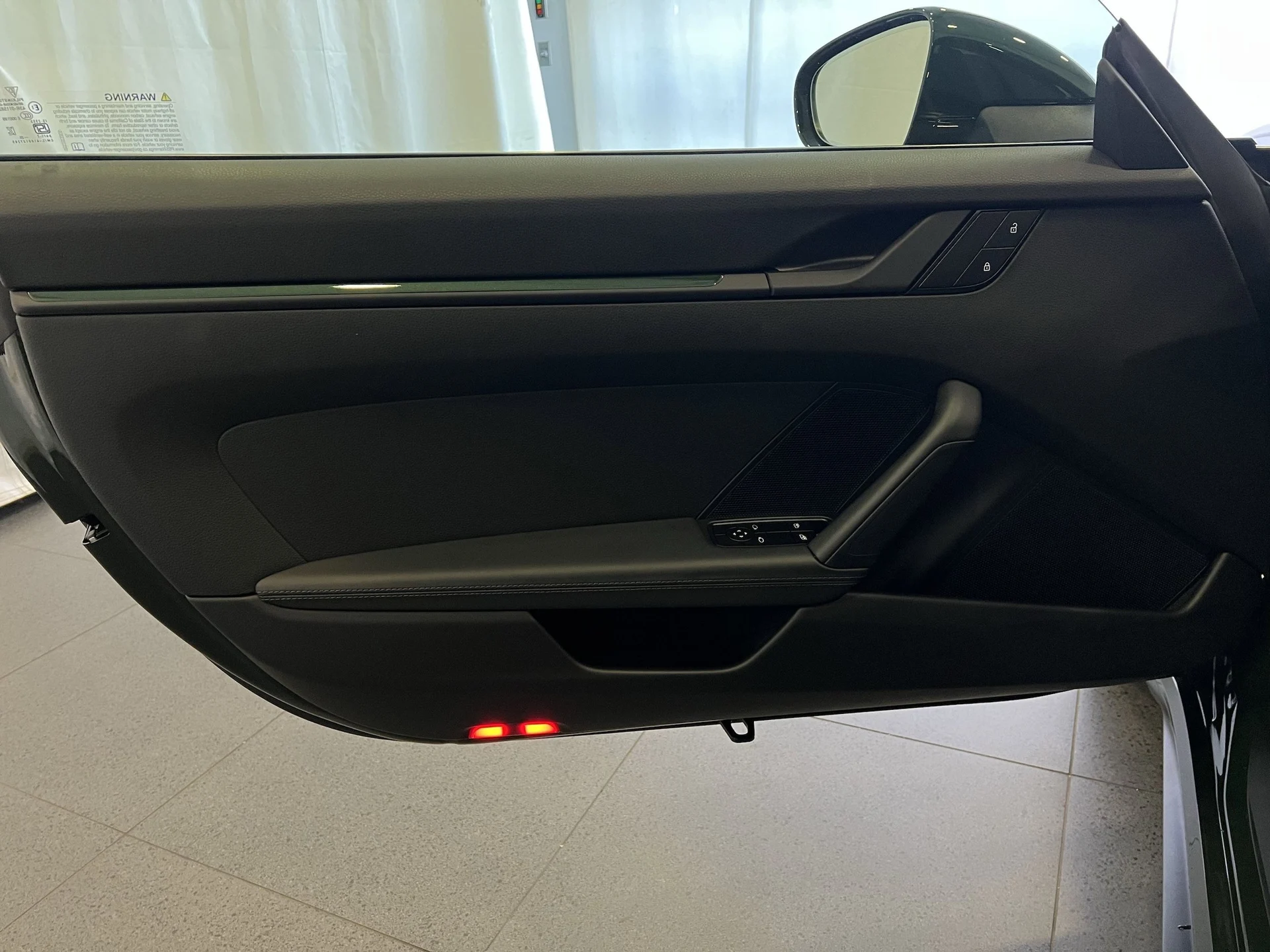 mph014_629960059_34502a2ca5abed8b3607304655a7beb1x_61aeef3184