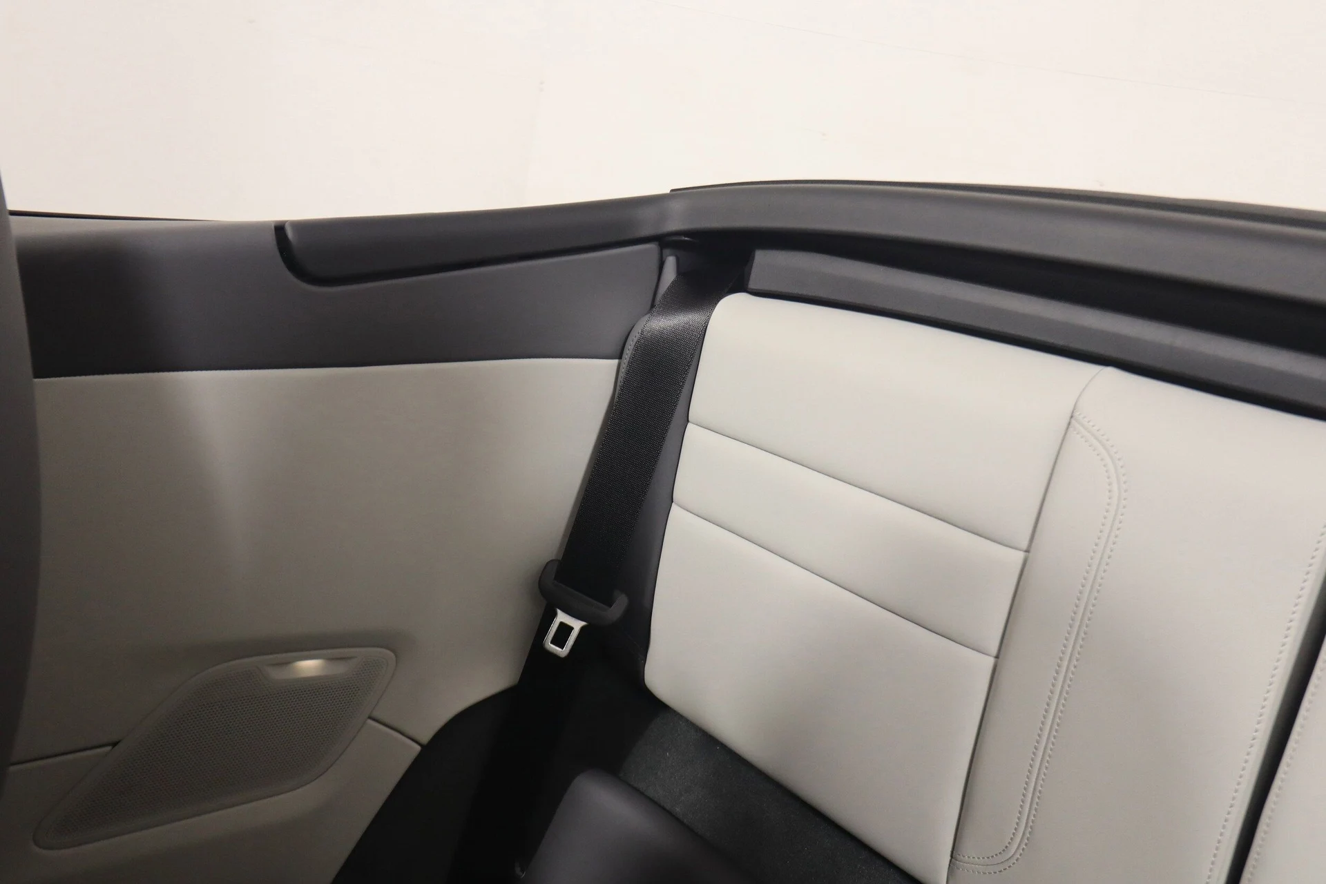 mph014_635436278_2efe3ccc88e158cba05bfc02d1f2002fx_f12b08a748