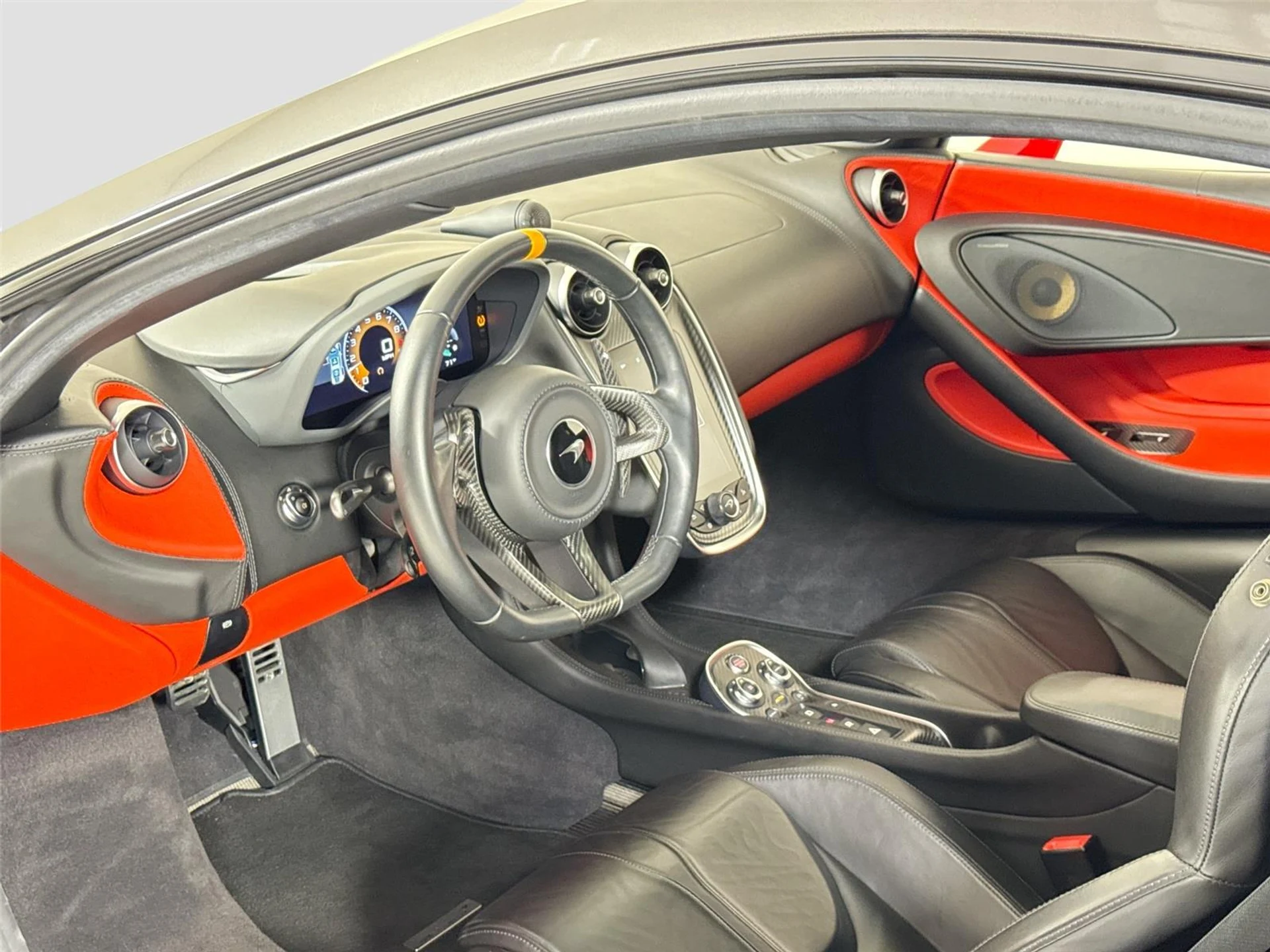 mph014_637313140_d01fa4054c17d2671337e19f9dcdc018_9a247279ca