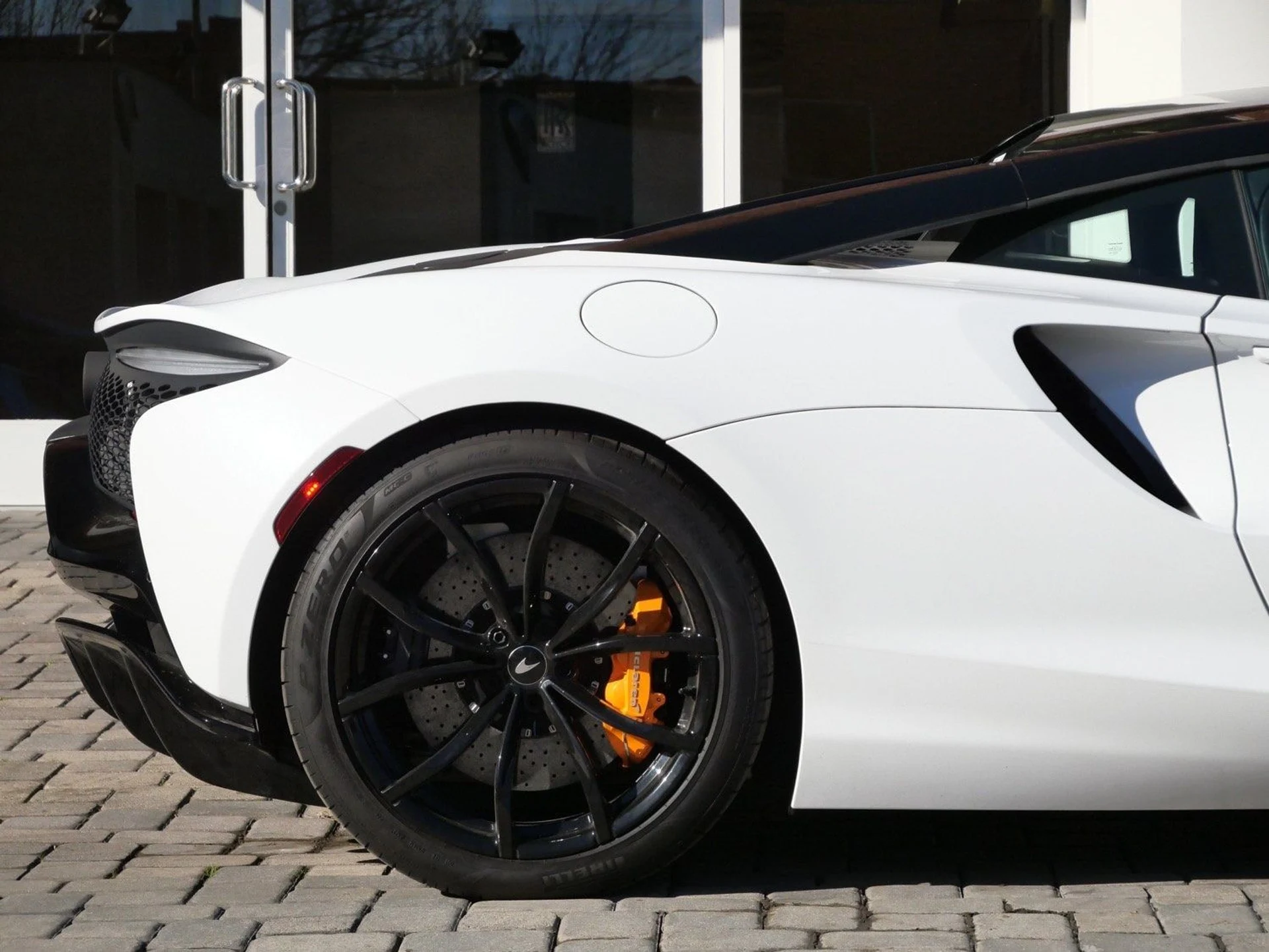 mph014_637949561_70c696af57b329c03e2c4d899d933095x_851d13c50b