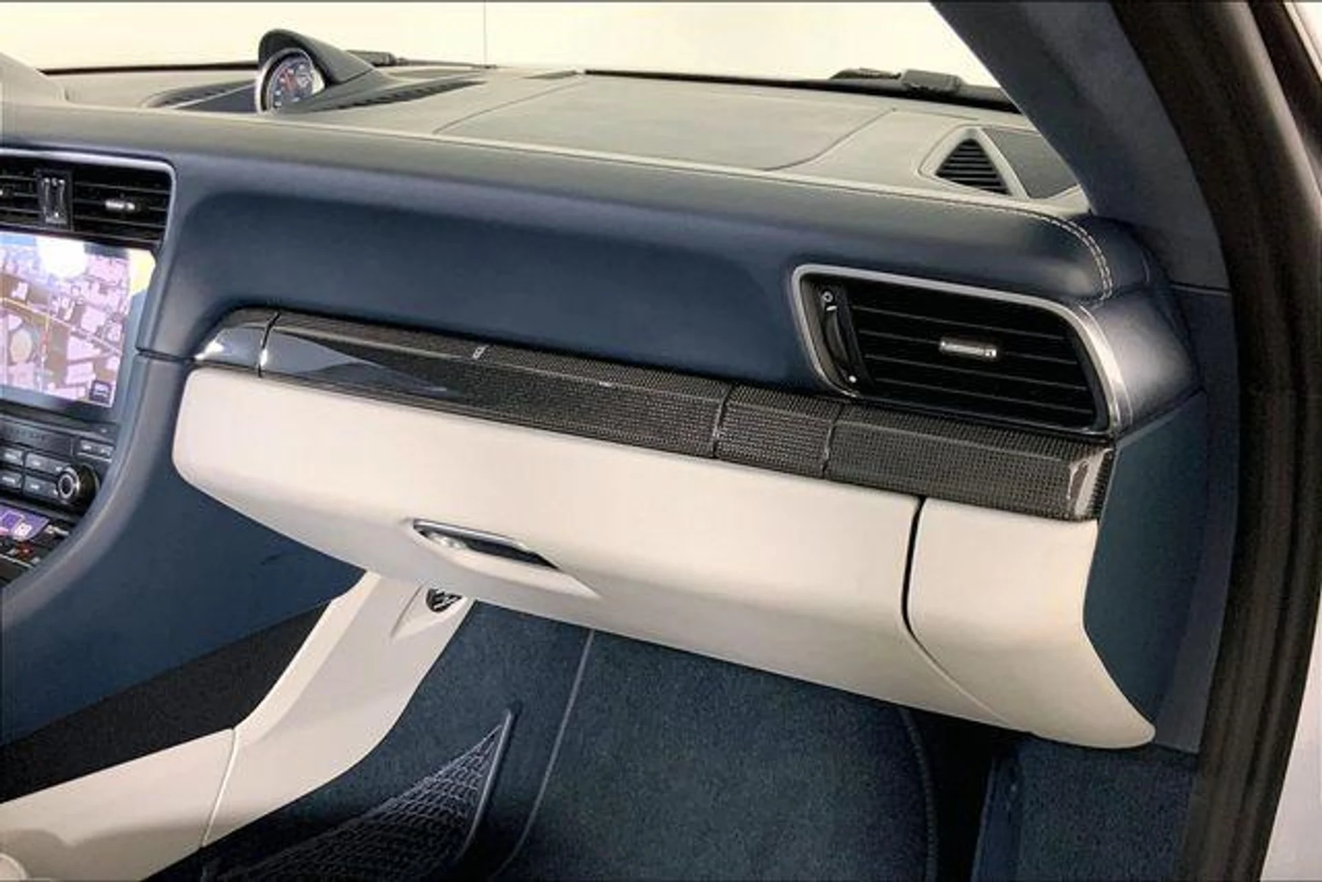 mph014_640448354_7w_A4l_CHA_Ac_DZQ_Usg_E1_P_Nvg_Iw_PF_8_c00482ed17