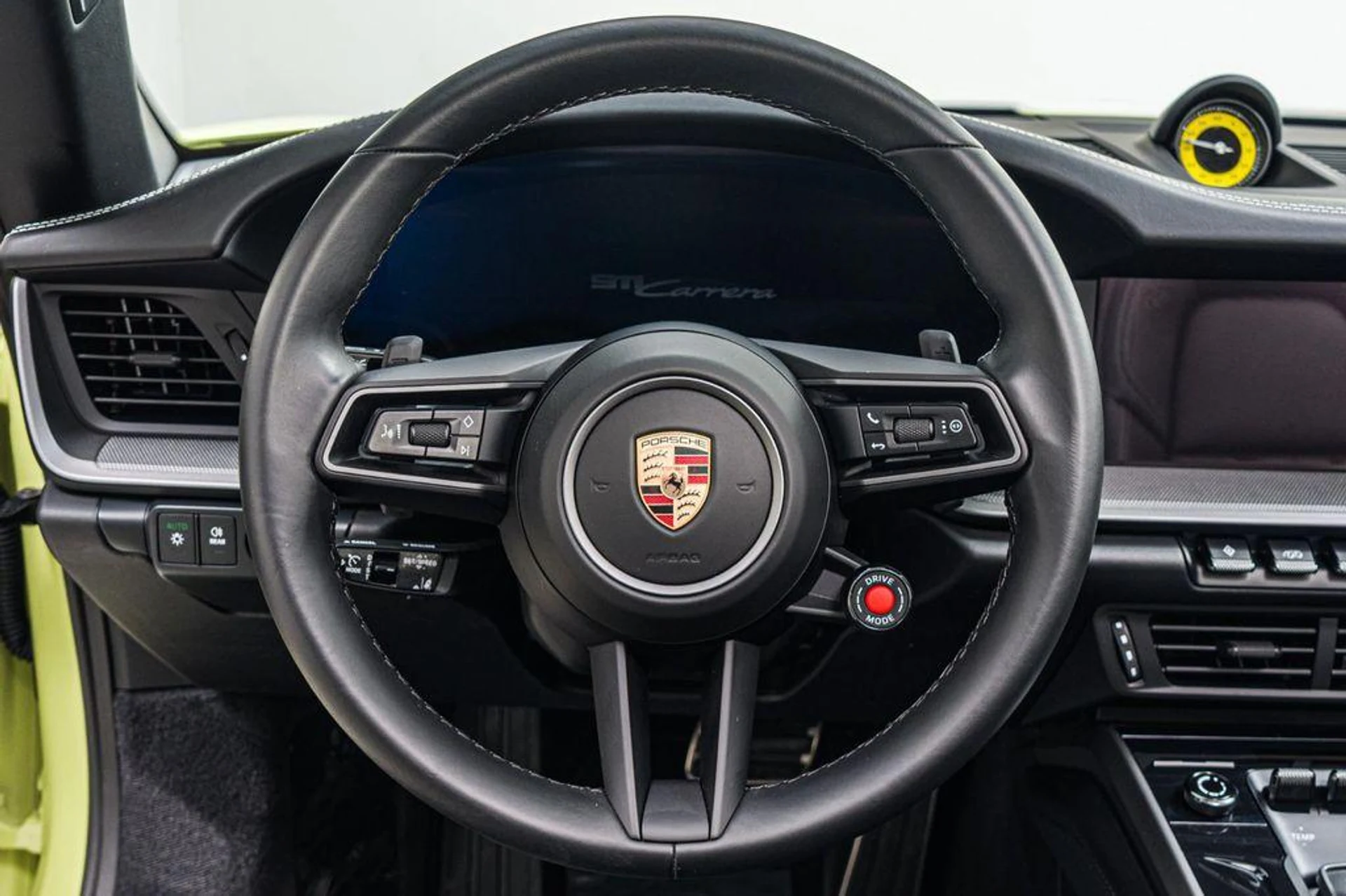 mph014_640465184_S_Noq_T_Up_D4_U_Id_O_Ogb_u_Fsev_Ngl_O0_2c43719b66