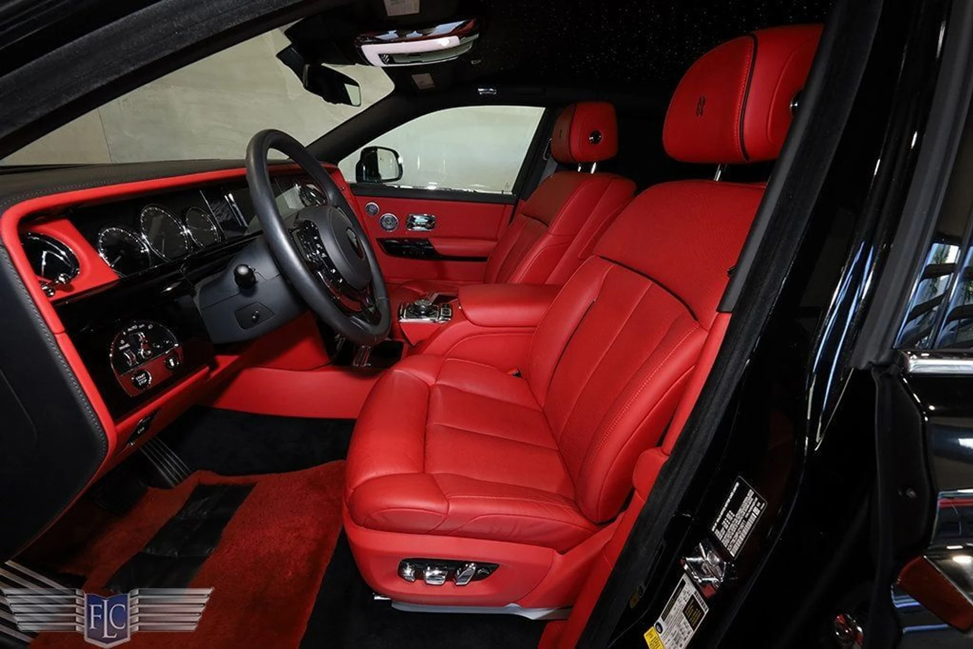 mph014_64673576_used_2023_rolls_royce_phantom_extendedwheelbasesedan_9689_22919608_15_1024_20d0568a76