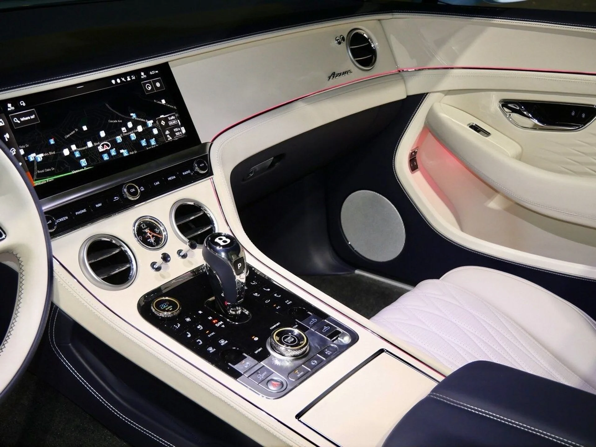 mph014_648778821_8240ef0663fada5fa1b4c8acf2bfe565x_204025775c