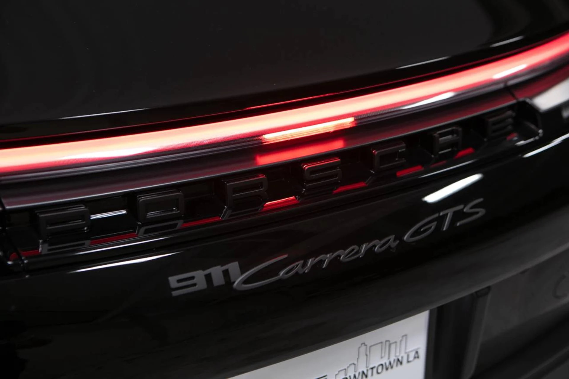 mph014_650796992_2ee39c7049b14c6782200ea1523318dfx_49d6fa3759