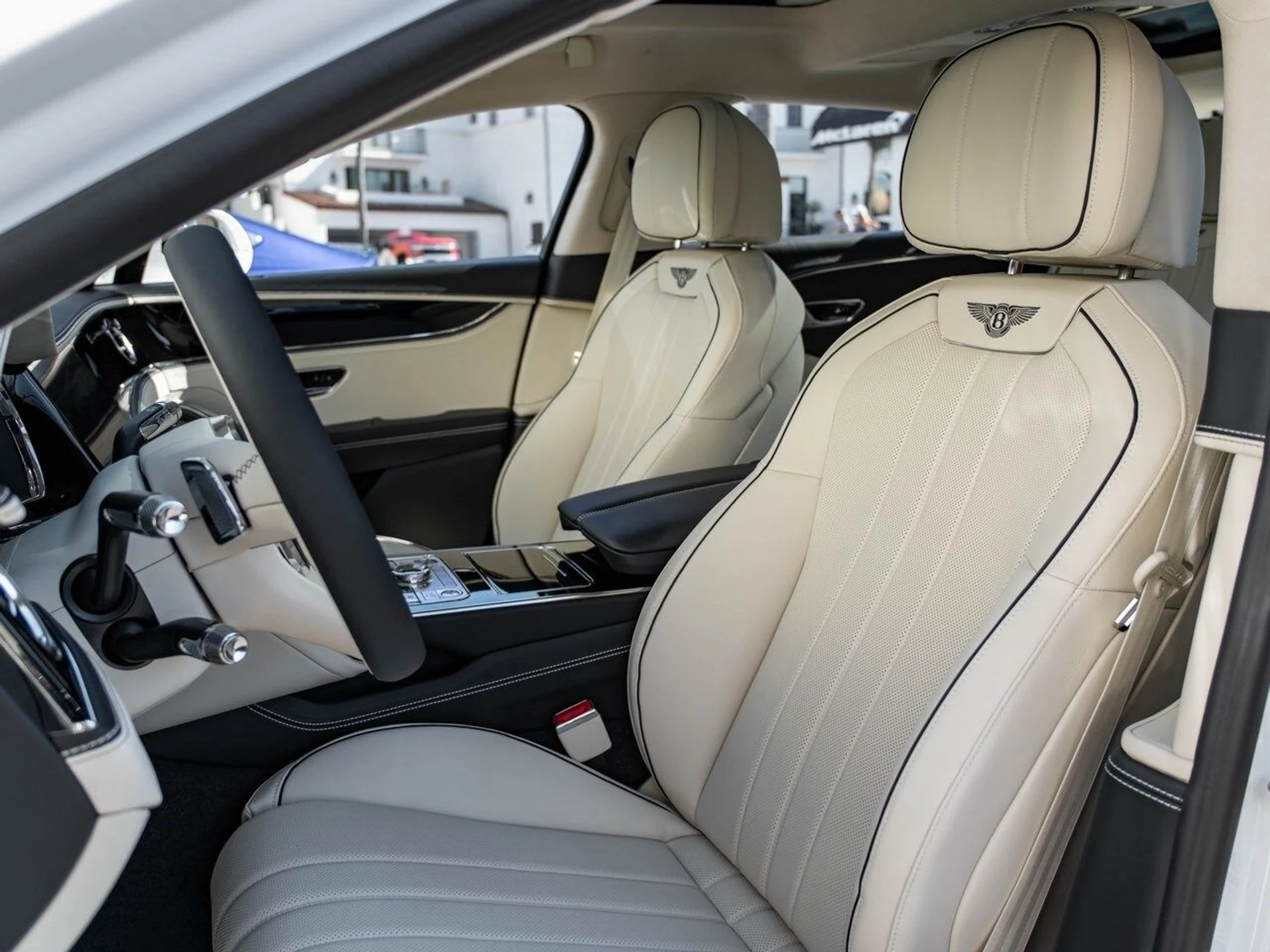 mph014_651098135_777ca8f1004c37c05b2b422442df44c9x_edf7b9d6b7