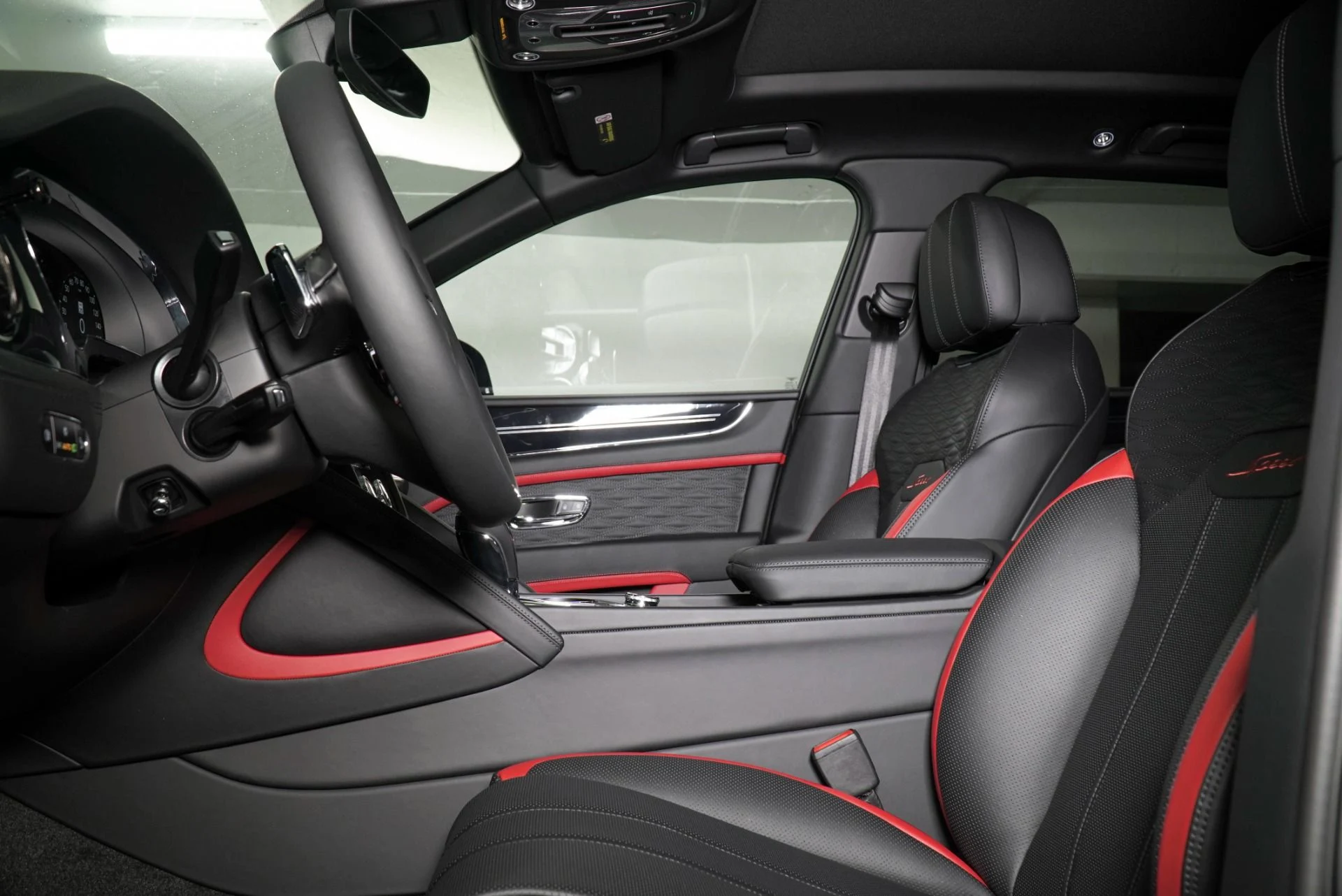 mph014_659499177_New_2026_Bentley_Bentayga_Speed_1771896210_9e04f8bb63