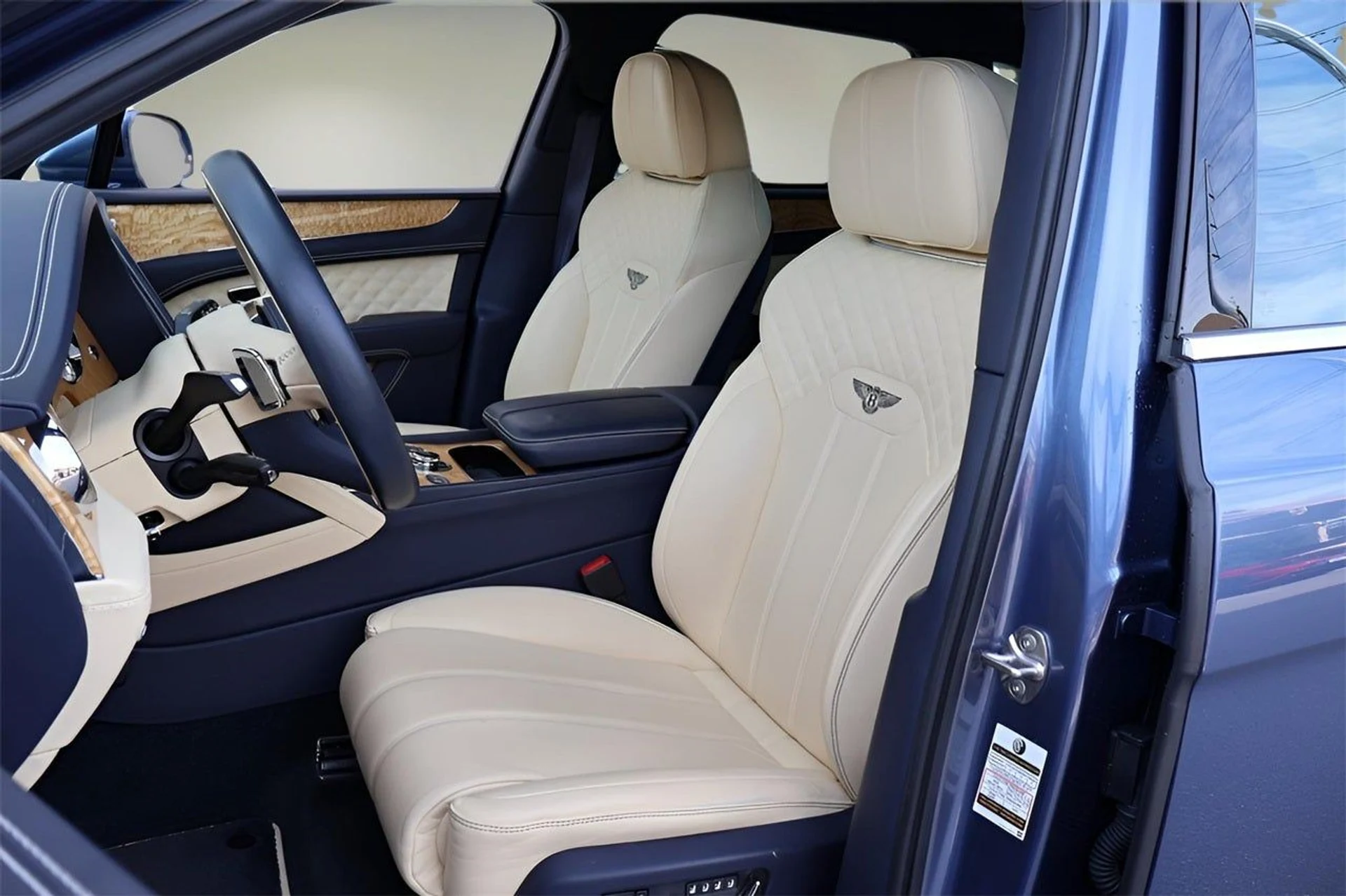 mph014_662514118_15_1055934b24