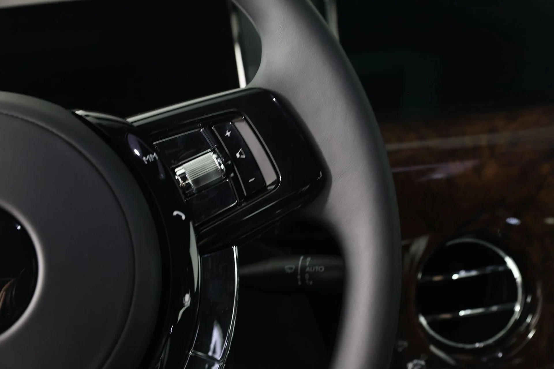 mph014_67175632_5ed6046fcd52d397c1a7598a1db6ad5c_a5fce79c58