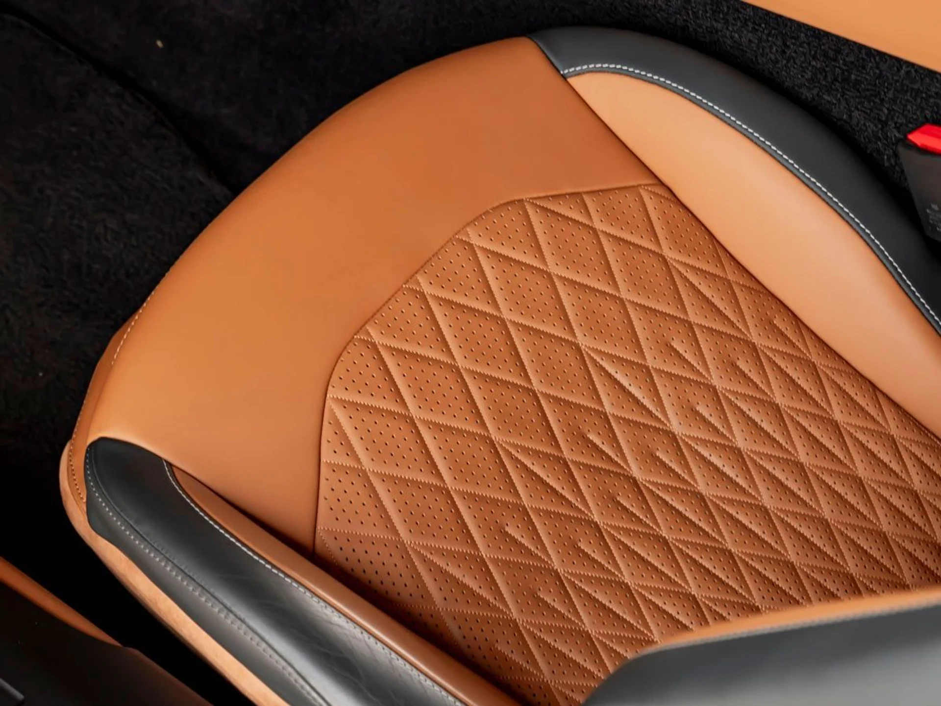 mph014_673641845_15_cb375c2e31