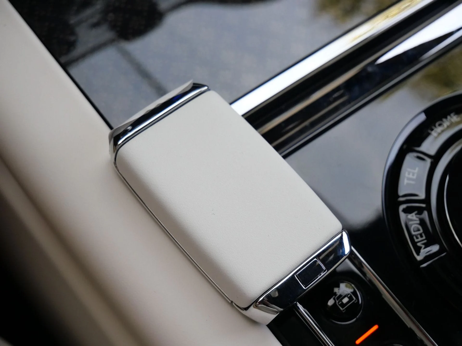 mph014_676231190_2645cbc345a6d835d3090b41545debc2x_250bc12264