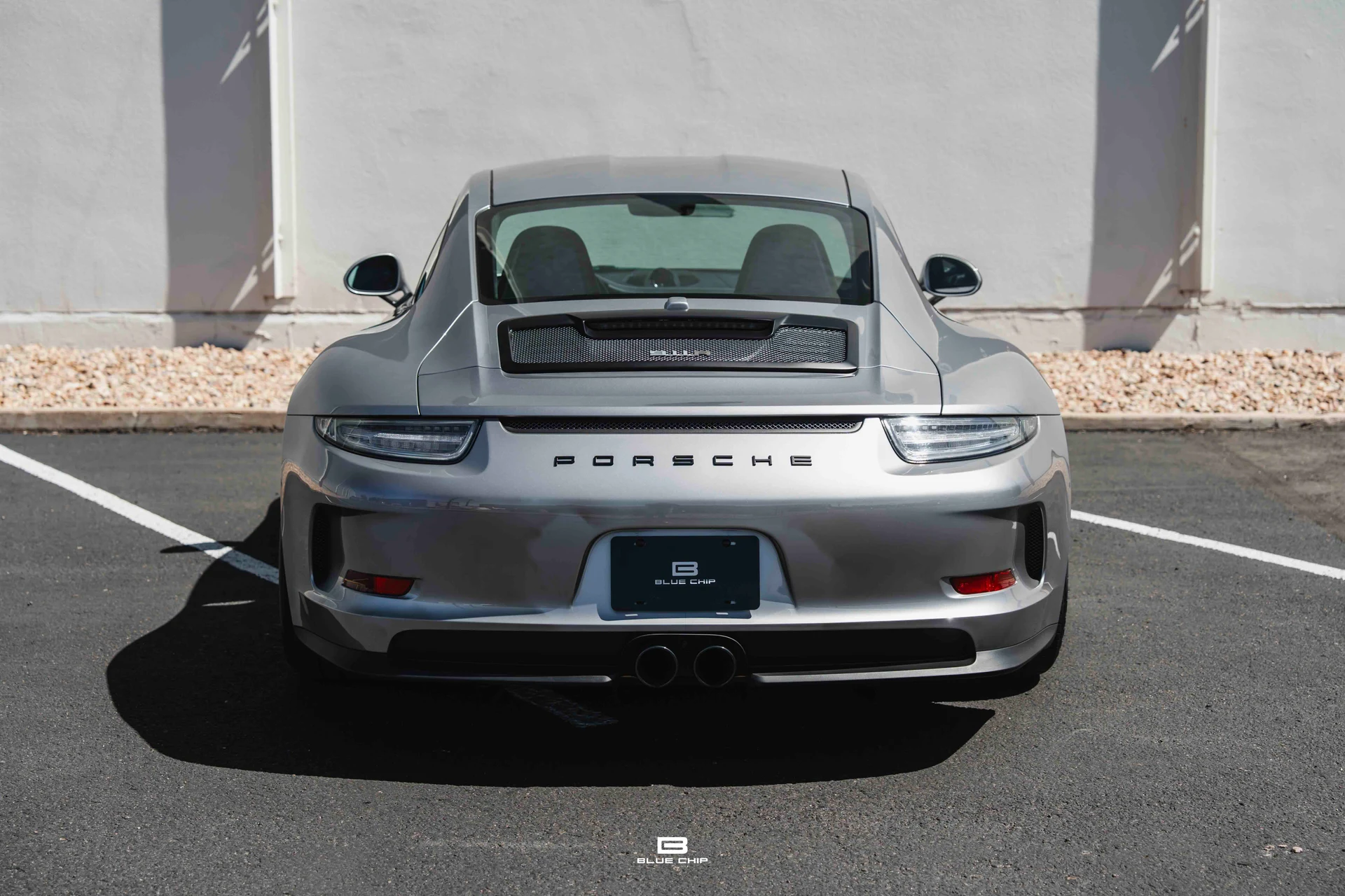 mph014_678272690_6a2c87e01b6443bbe11e3a81_2016_Porsche_911_R_15_2483dd8d7b
