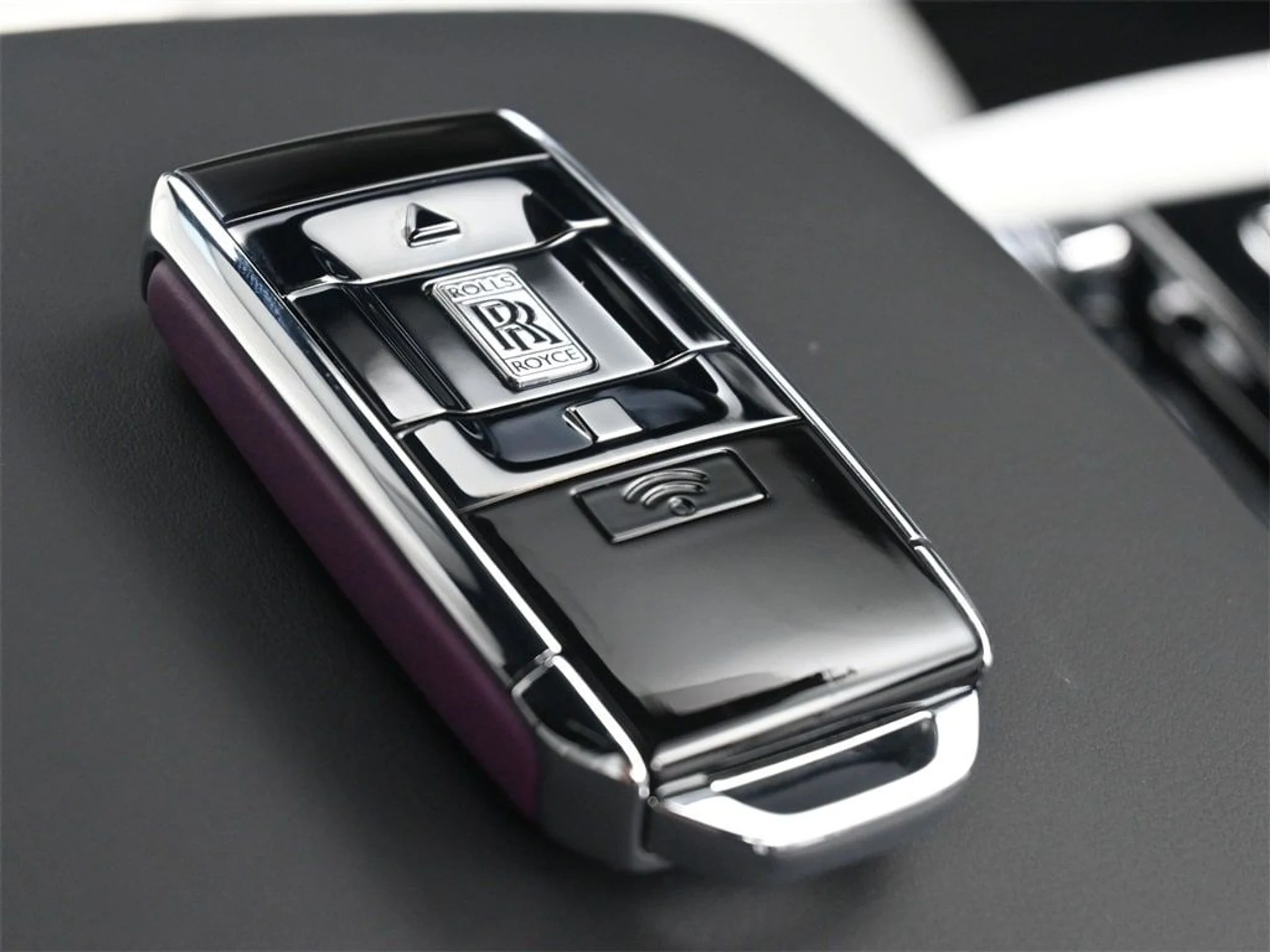 mph014_680275895_05c556883773c8497b8b4d5f3a8c9a94x_7b3cbde38d