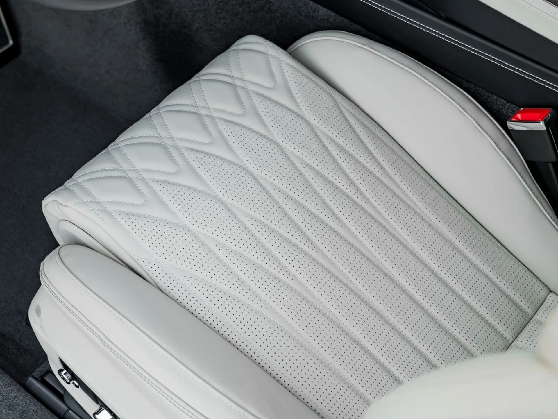 mph014_683164504_15_75d49849bb