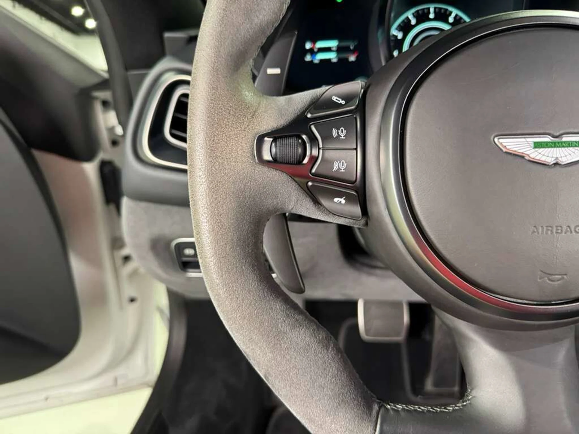 mph014_683734894_9b6690fb69f7ef5f57030c0d22686c82_fefe33ce67